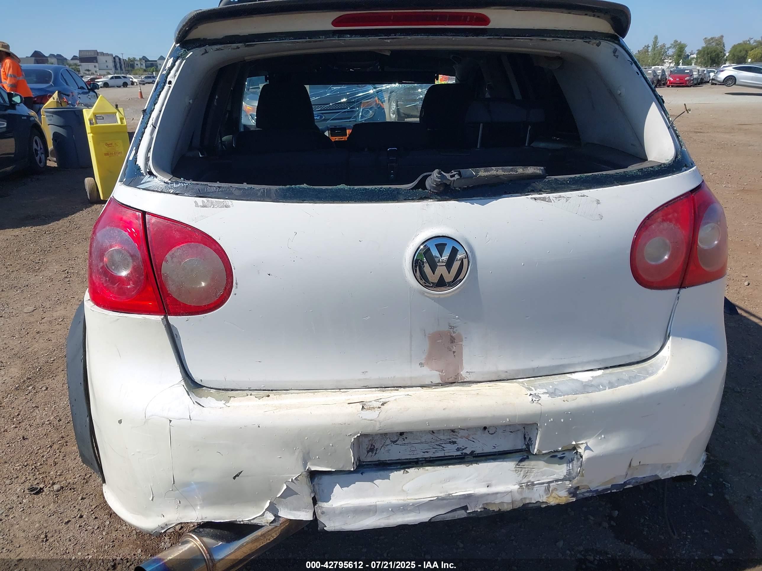 VOLKSWAGEN RABBIT image 6