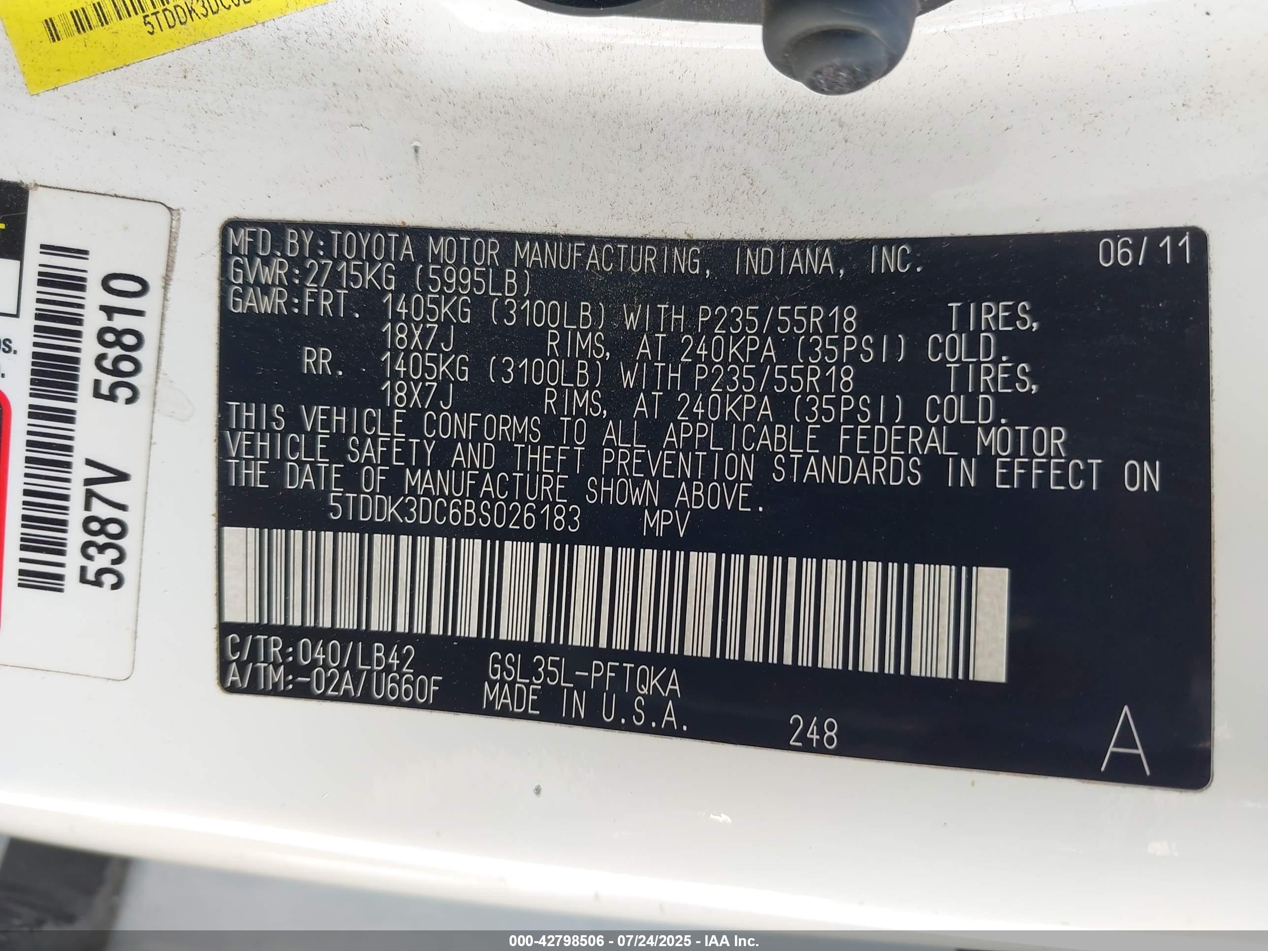TOYOTA SIENNA image 9