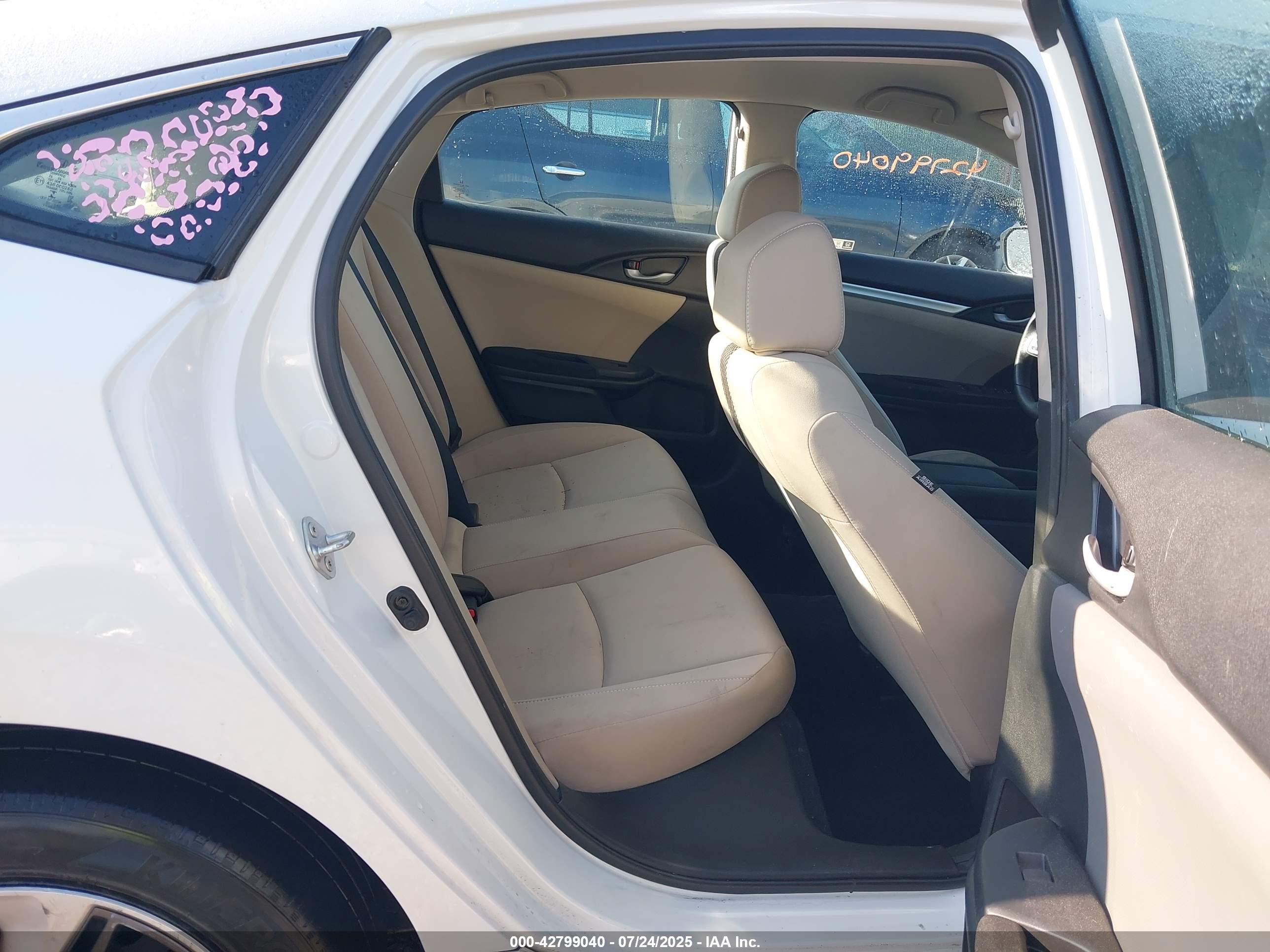 HONDA CIVIC image 8