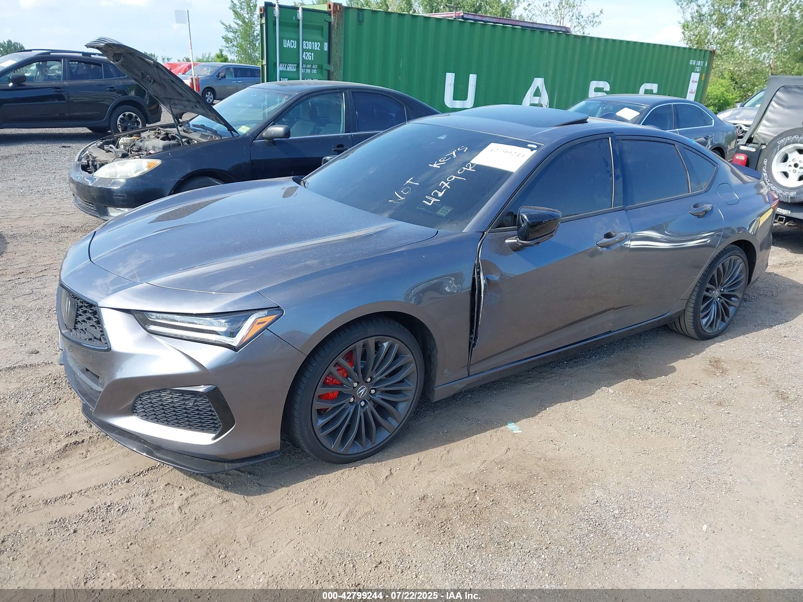 ACURA TLX image 2