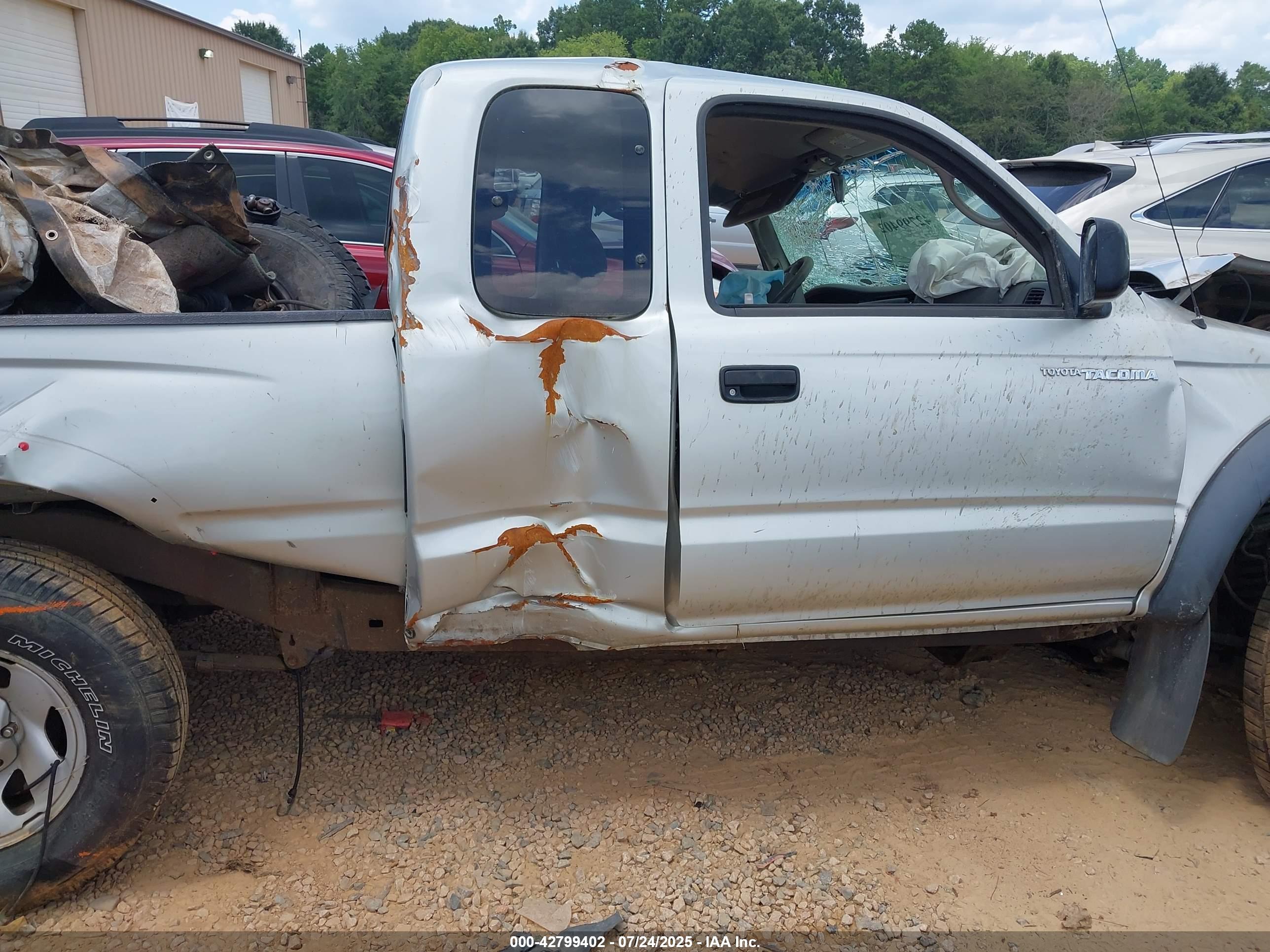 TOYOTA TACOMA image 6