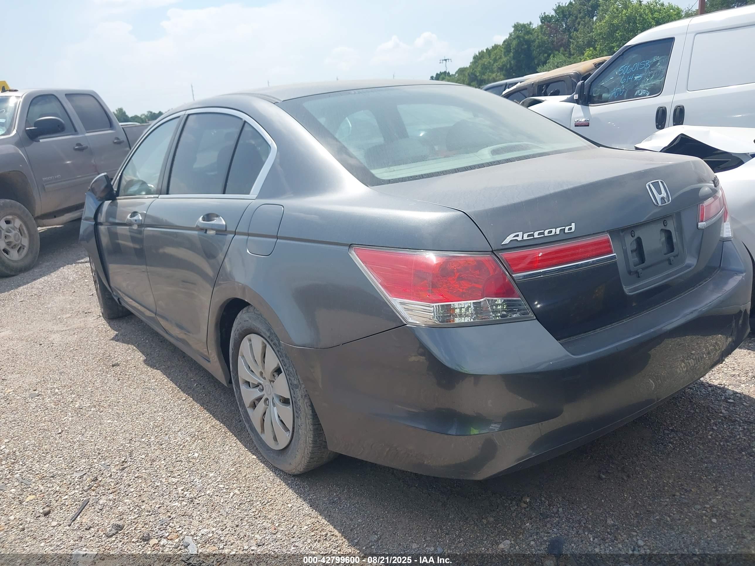 HONDA ACCORD image 3