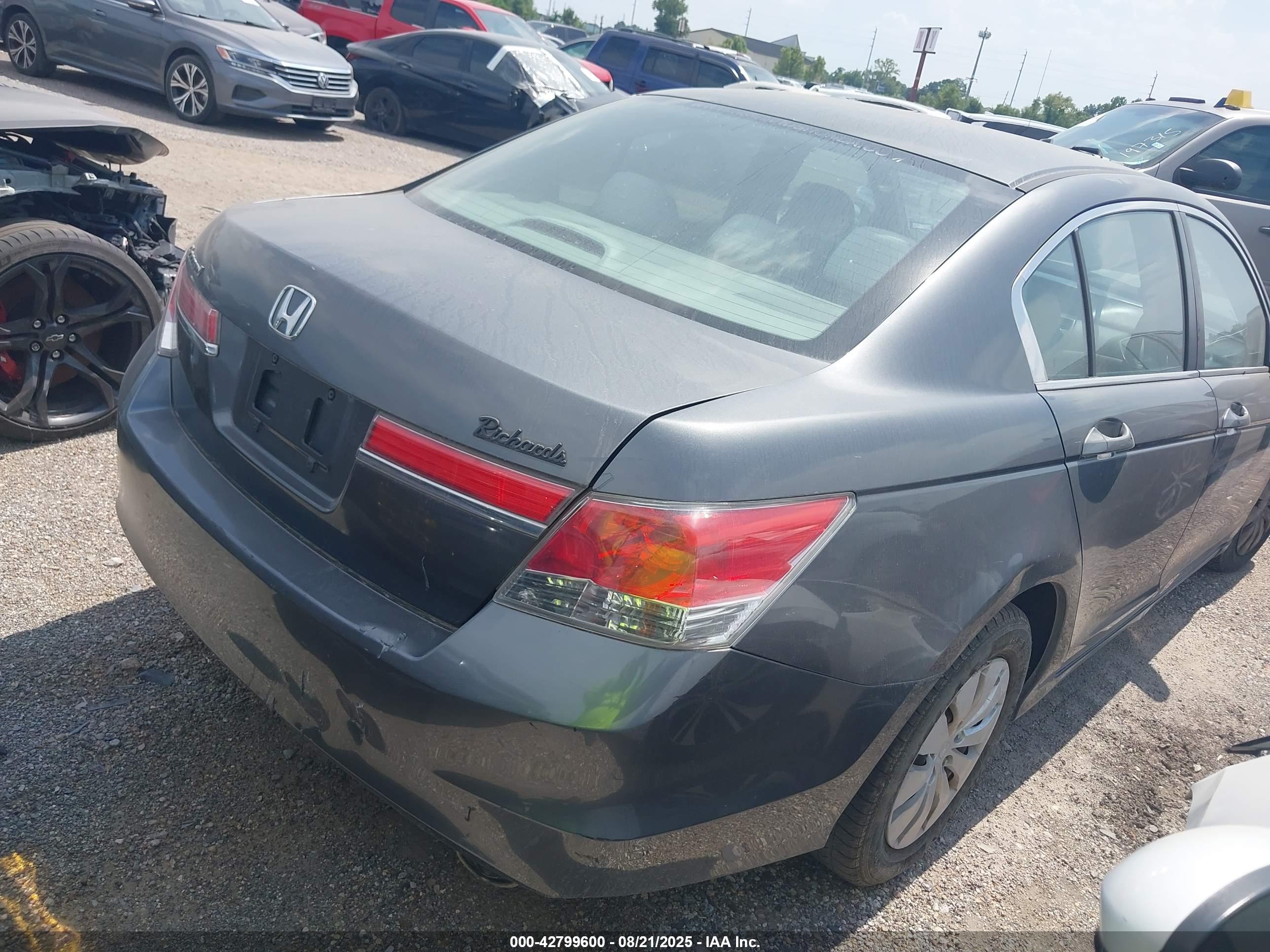 HONDA ACCORD image 4