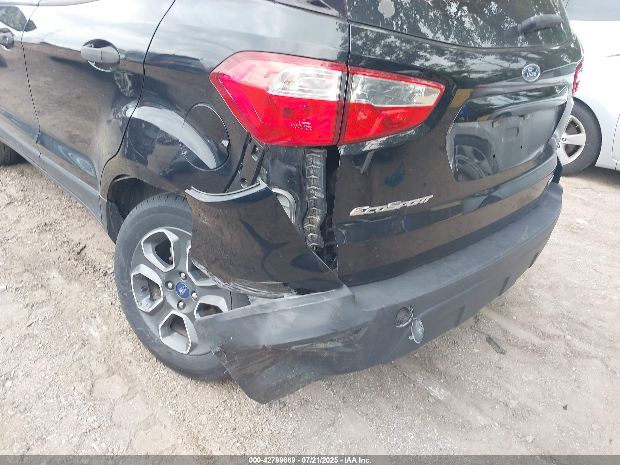 FORD ECOSPORT image 6