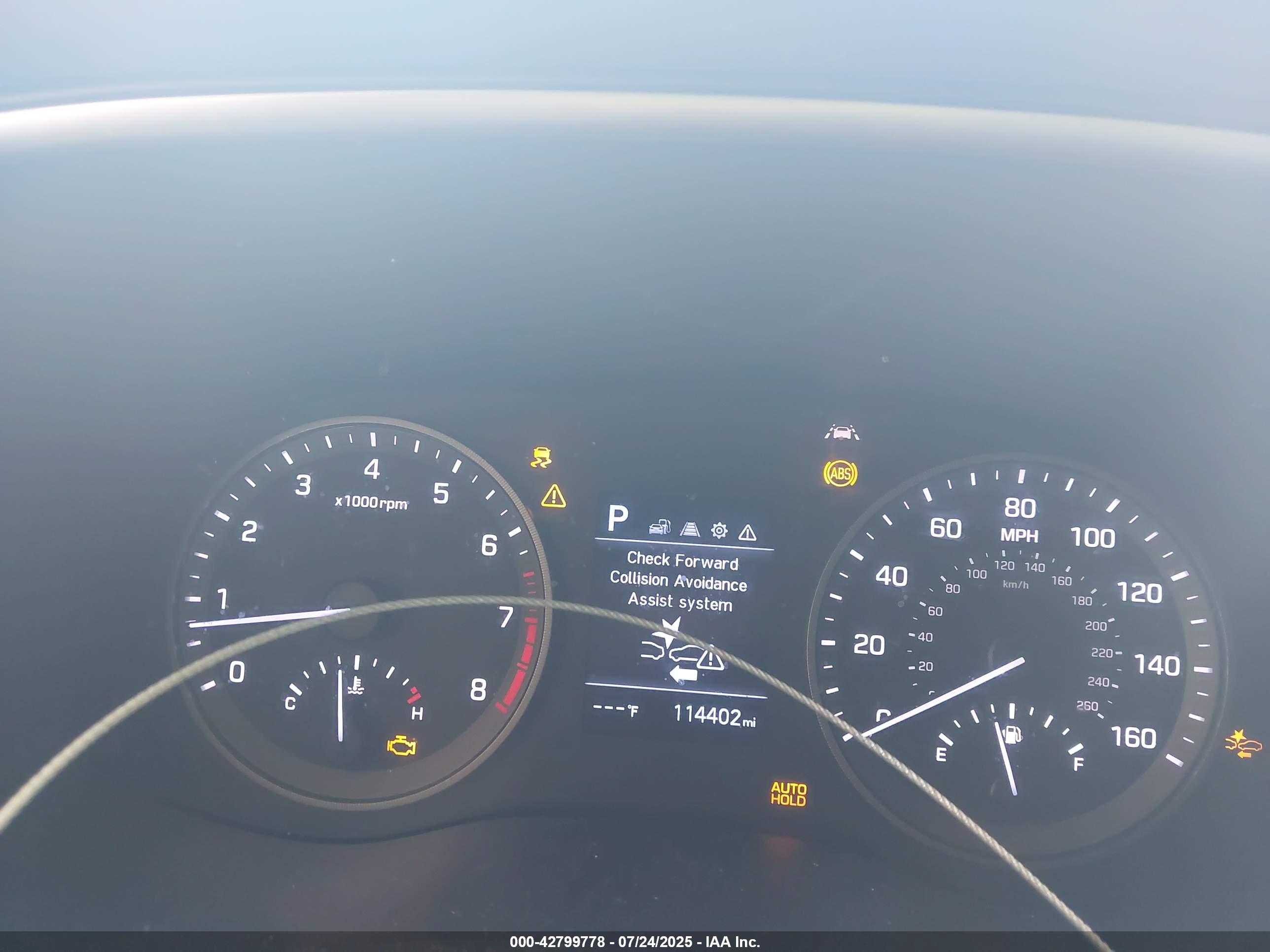 HYUNDAI TUCSON image 7