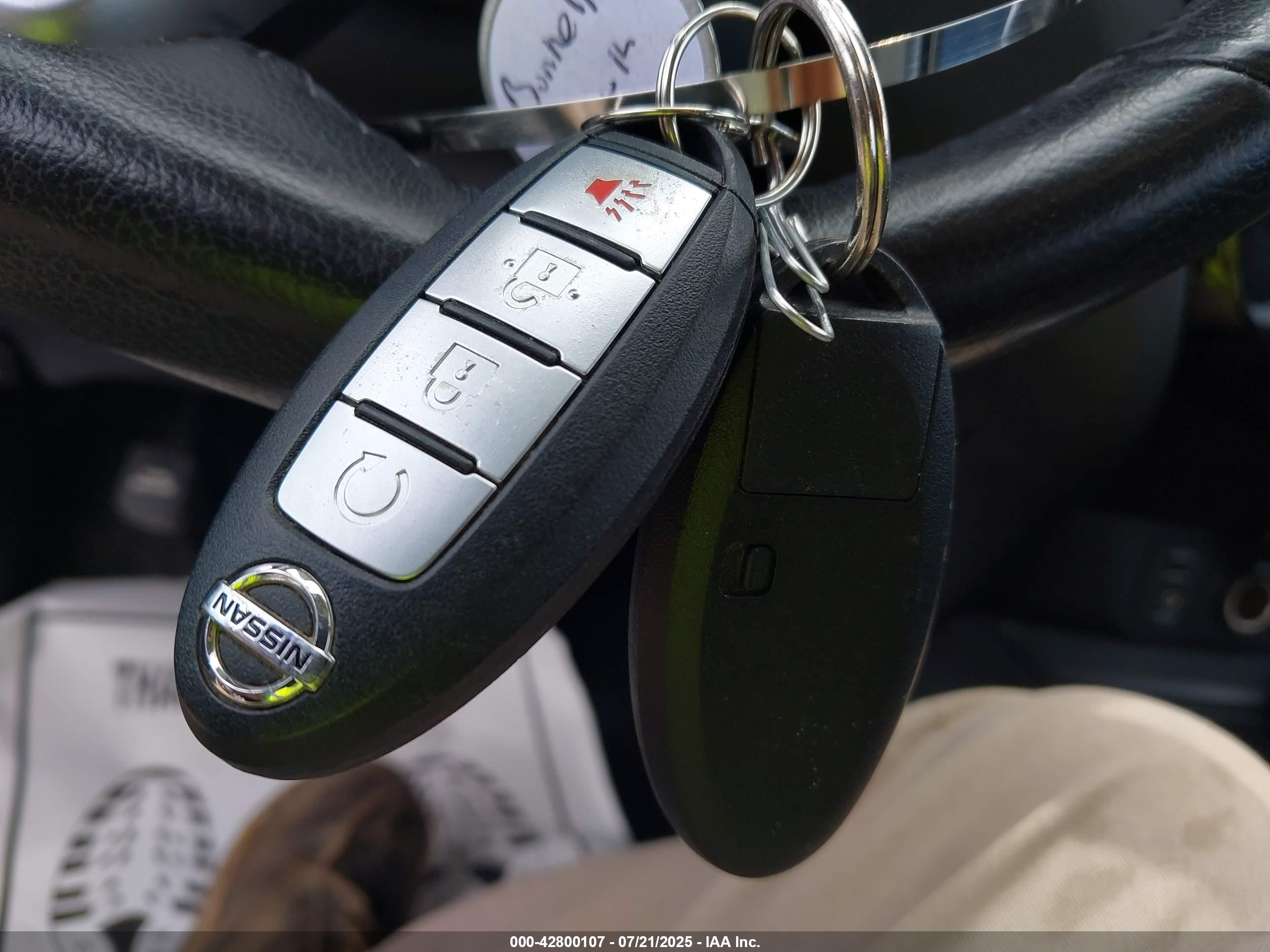 NISSAN ROGUE image 11