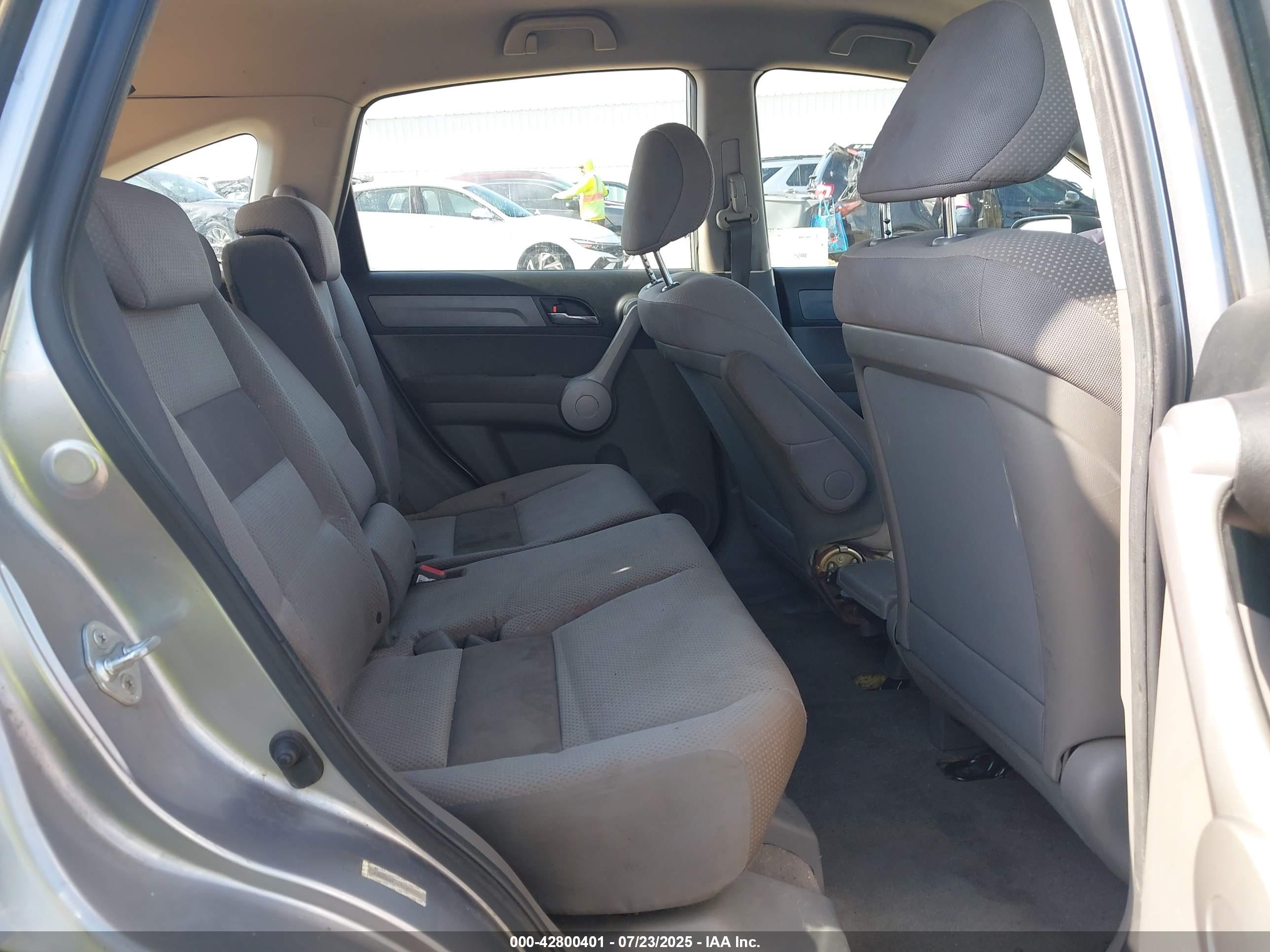 HONDA CR-V image 8