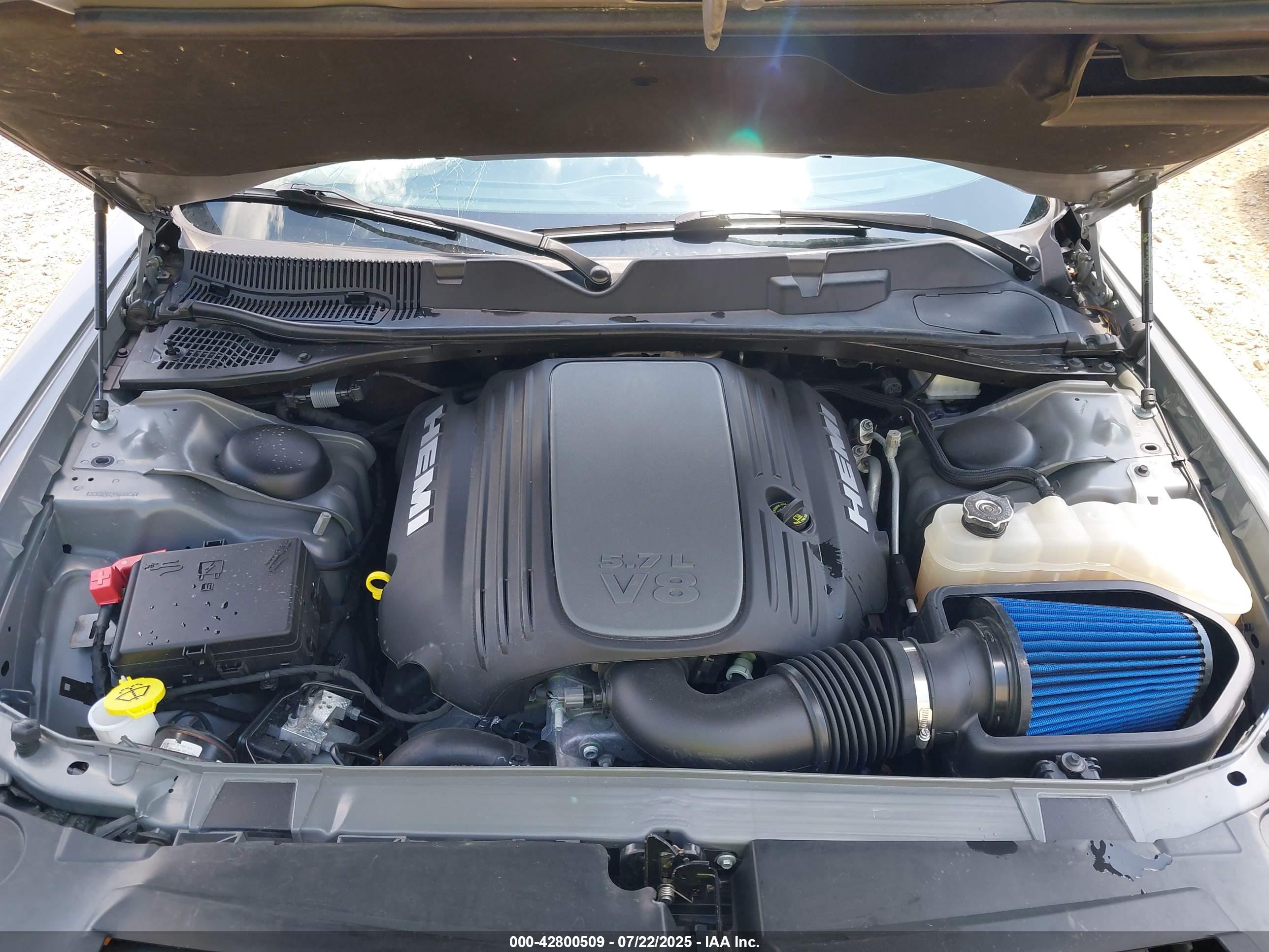 DODGE CHALLENGER image 10