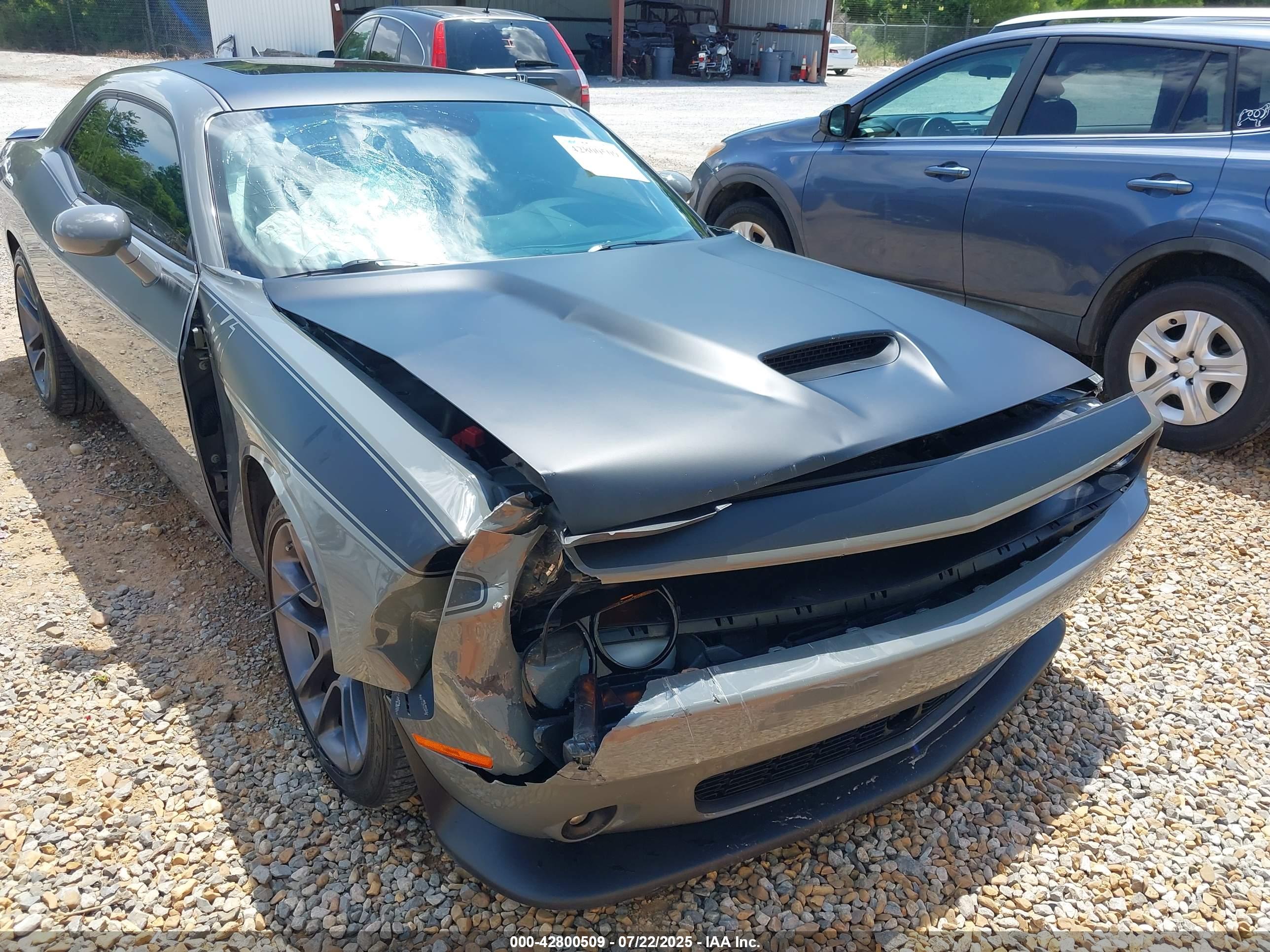 DODGE CHALLENGER image 6