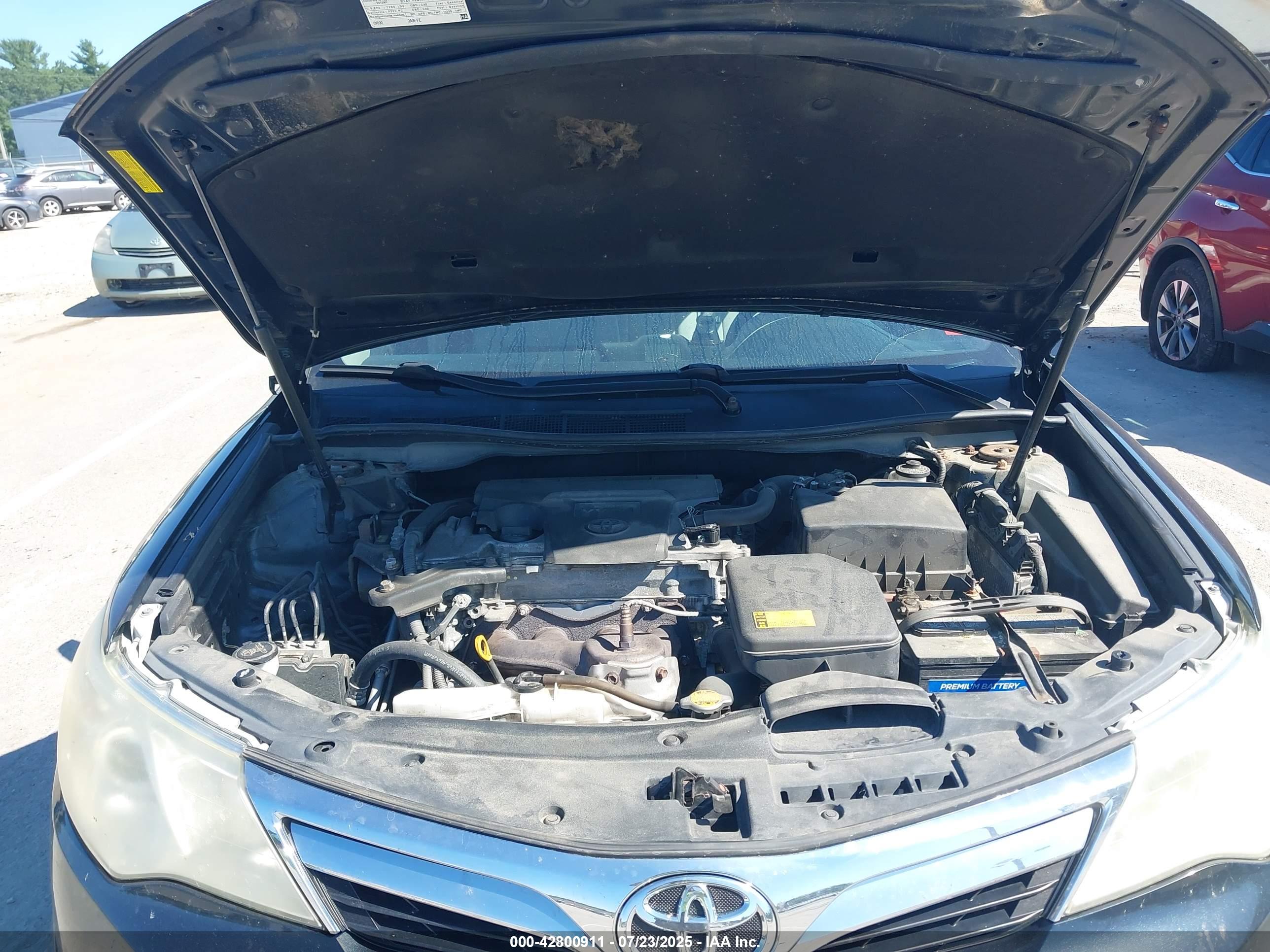 TOYOTA CAMRY image 10