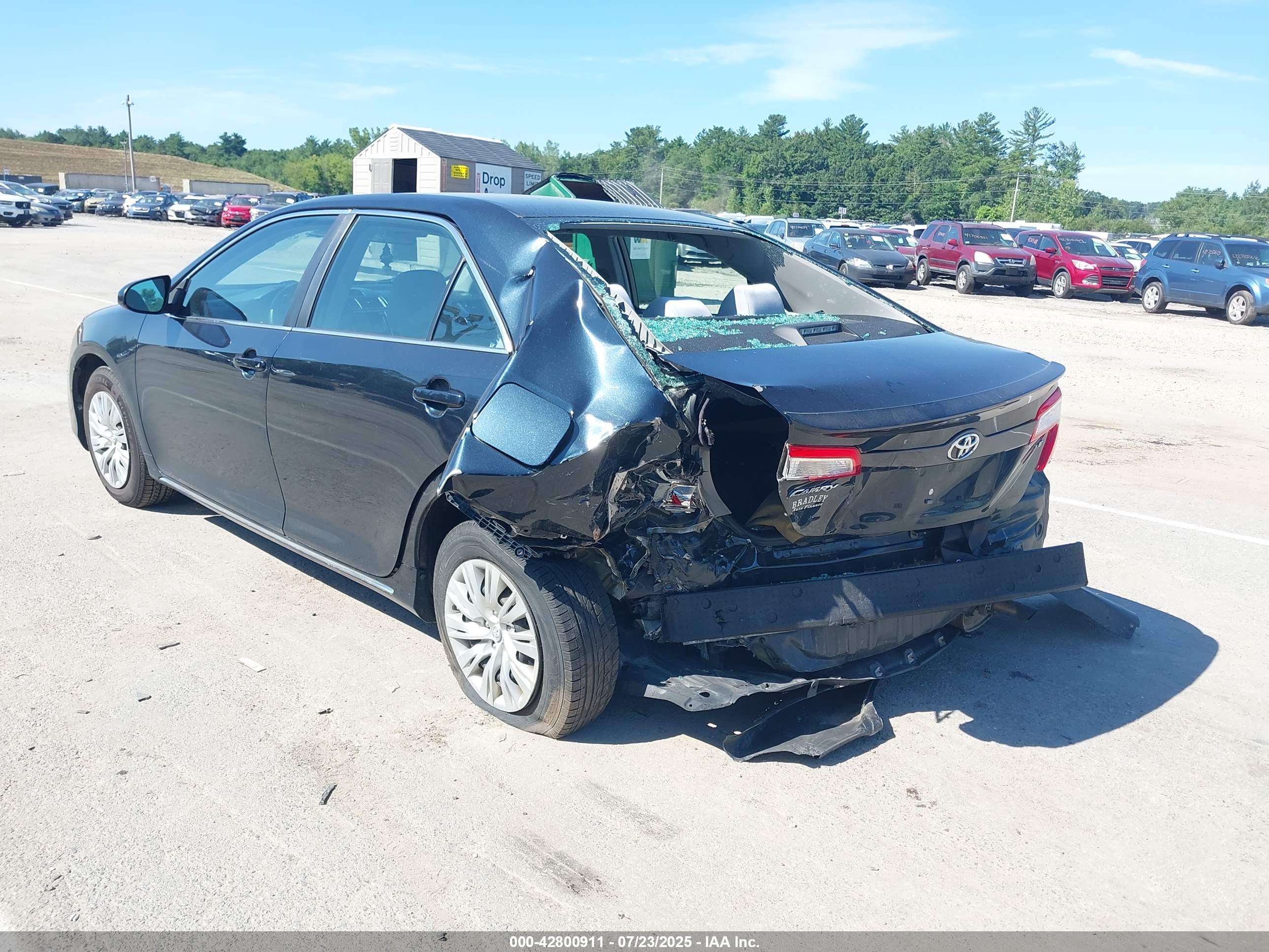 TOYOTA CAMRY image 6