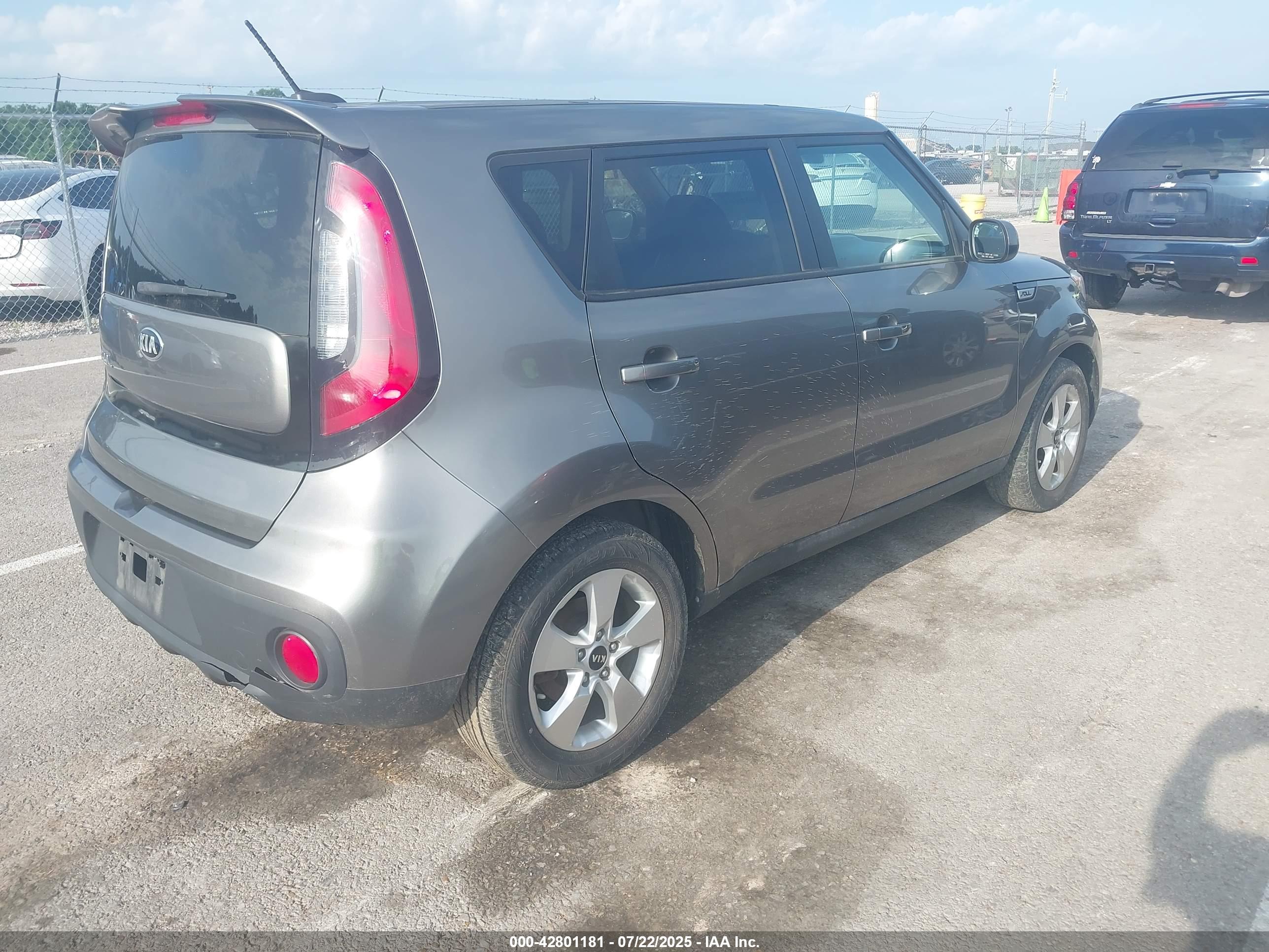 KIA SOUL image 4
