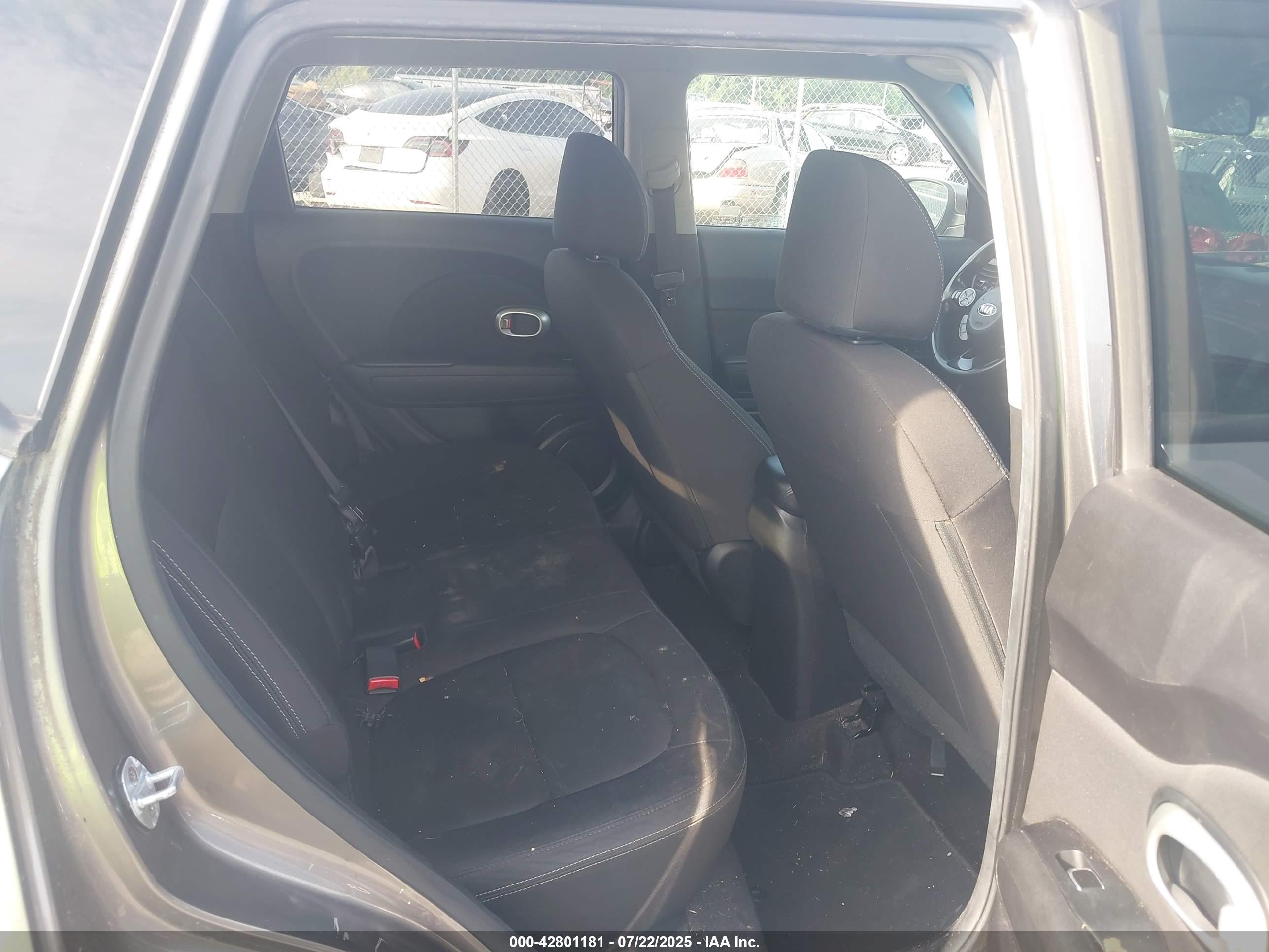 KIA SOUL image 8