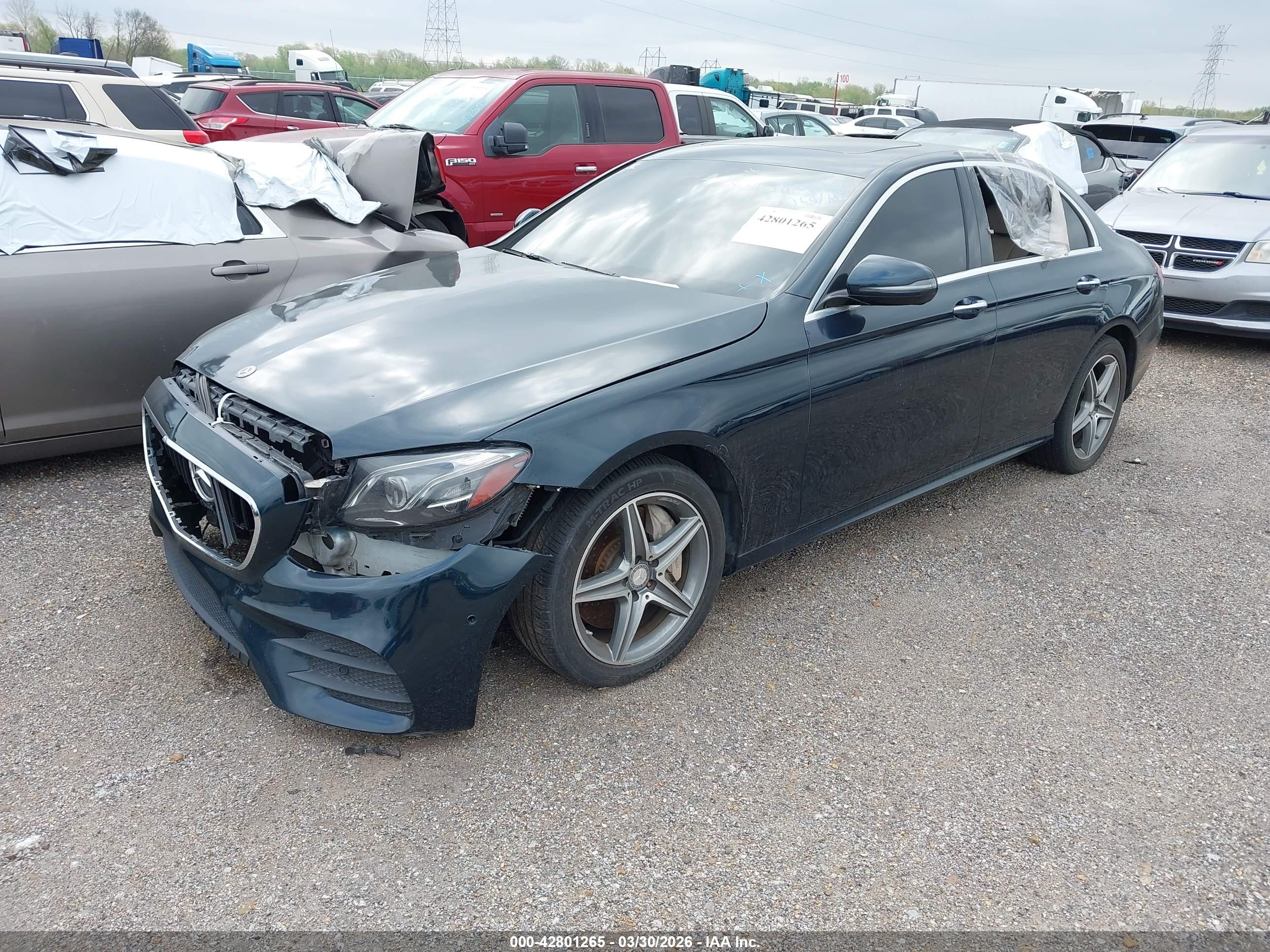 MERCEDES-BENZ E image 2