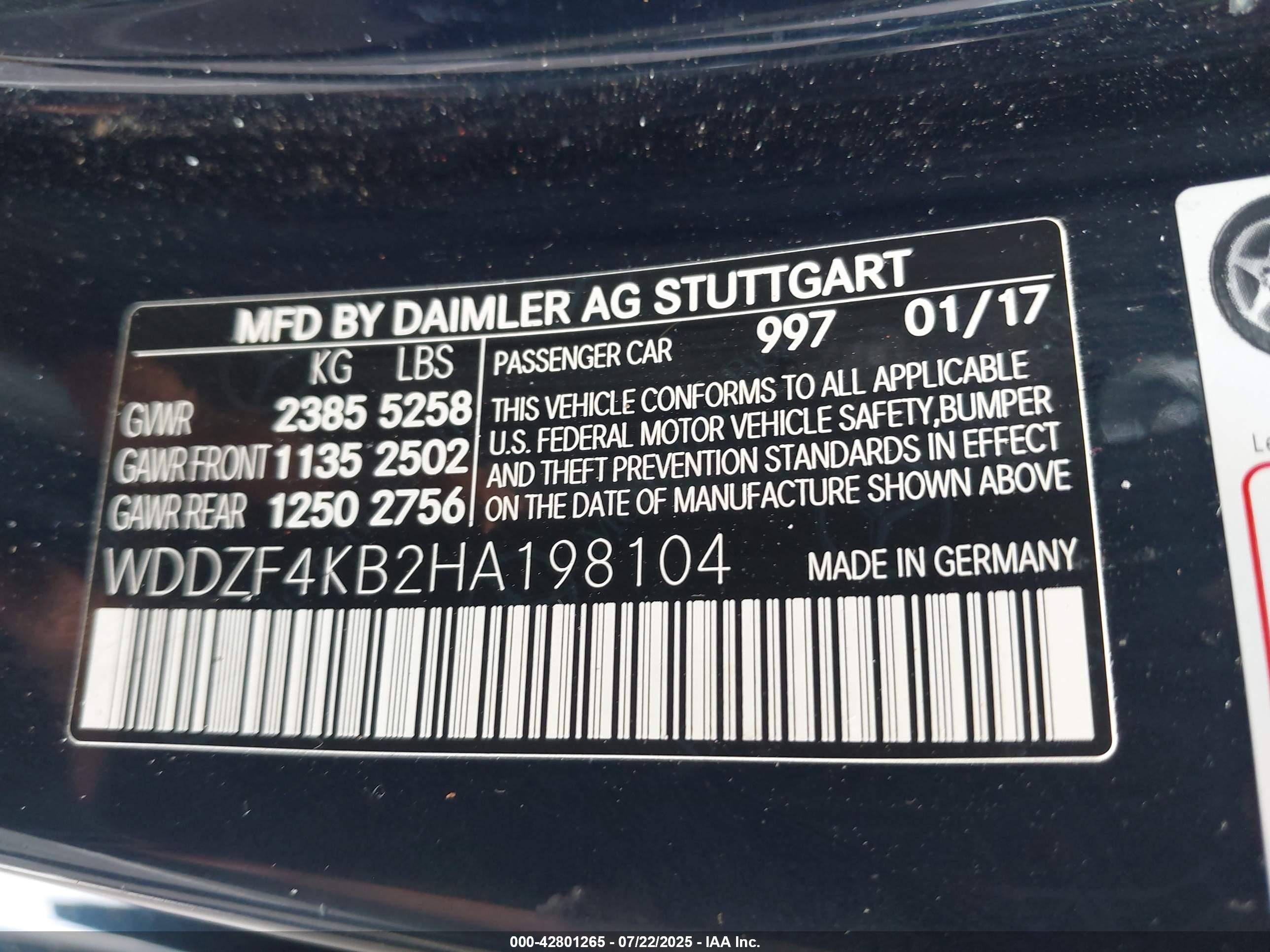 MERCEDES-BENZ E image 9
