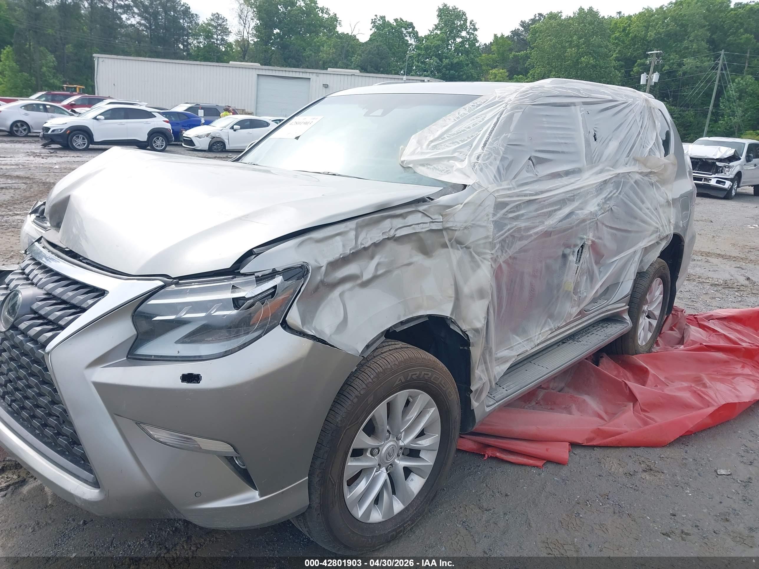 LEXUS GX image 6