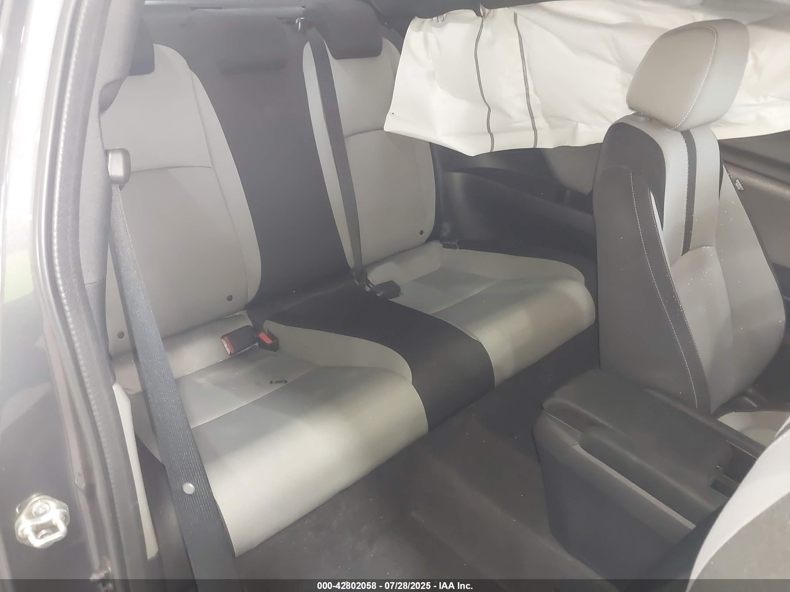 HONDA CIVIC image 8