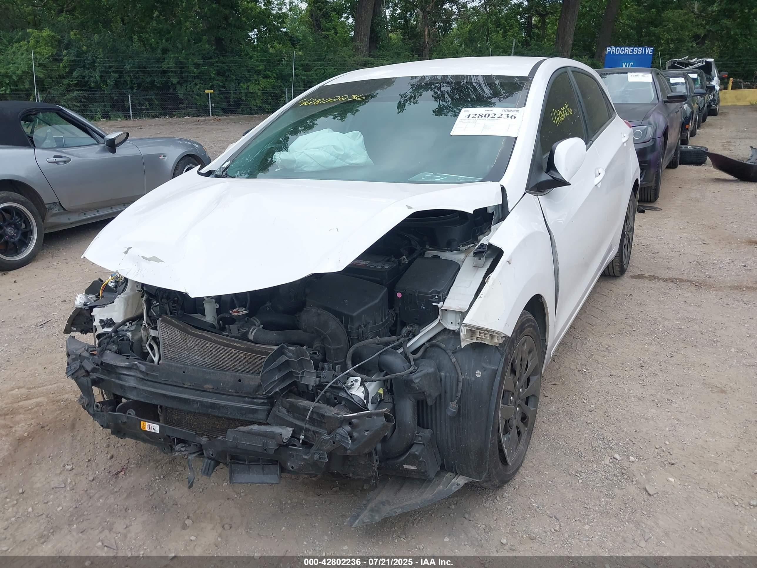 HYUNDAI ELANTRA image 2