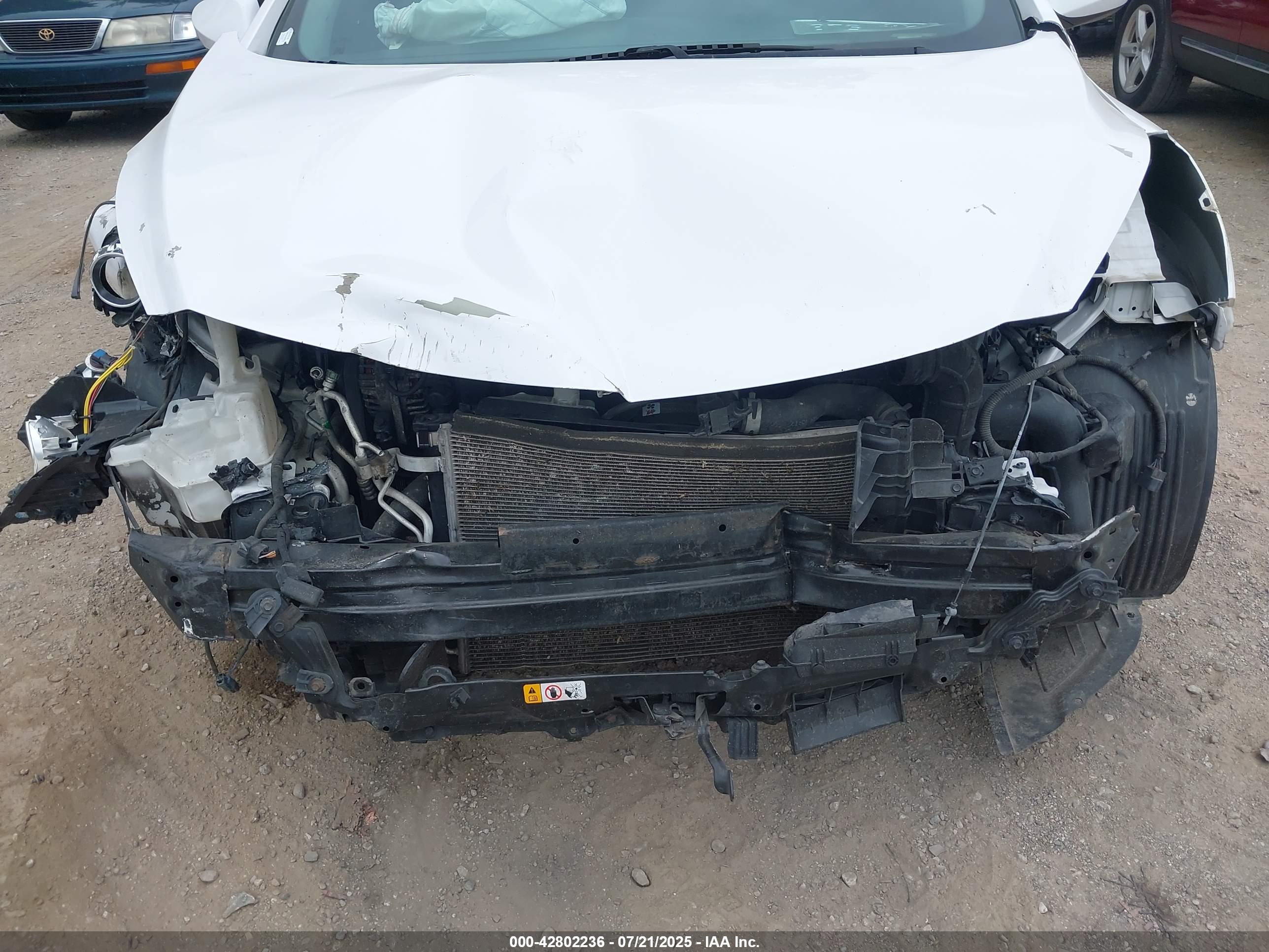 HYUNDAI ELANTRA image 6