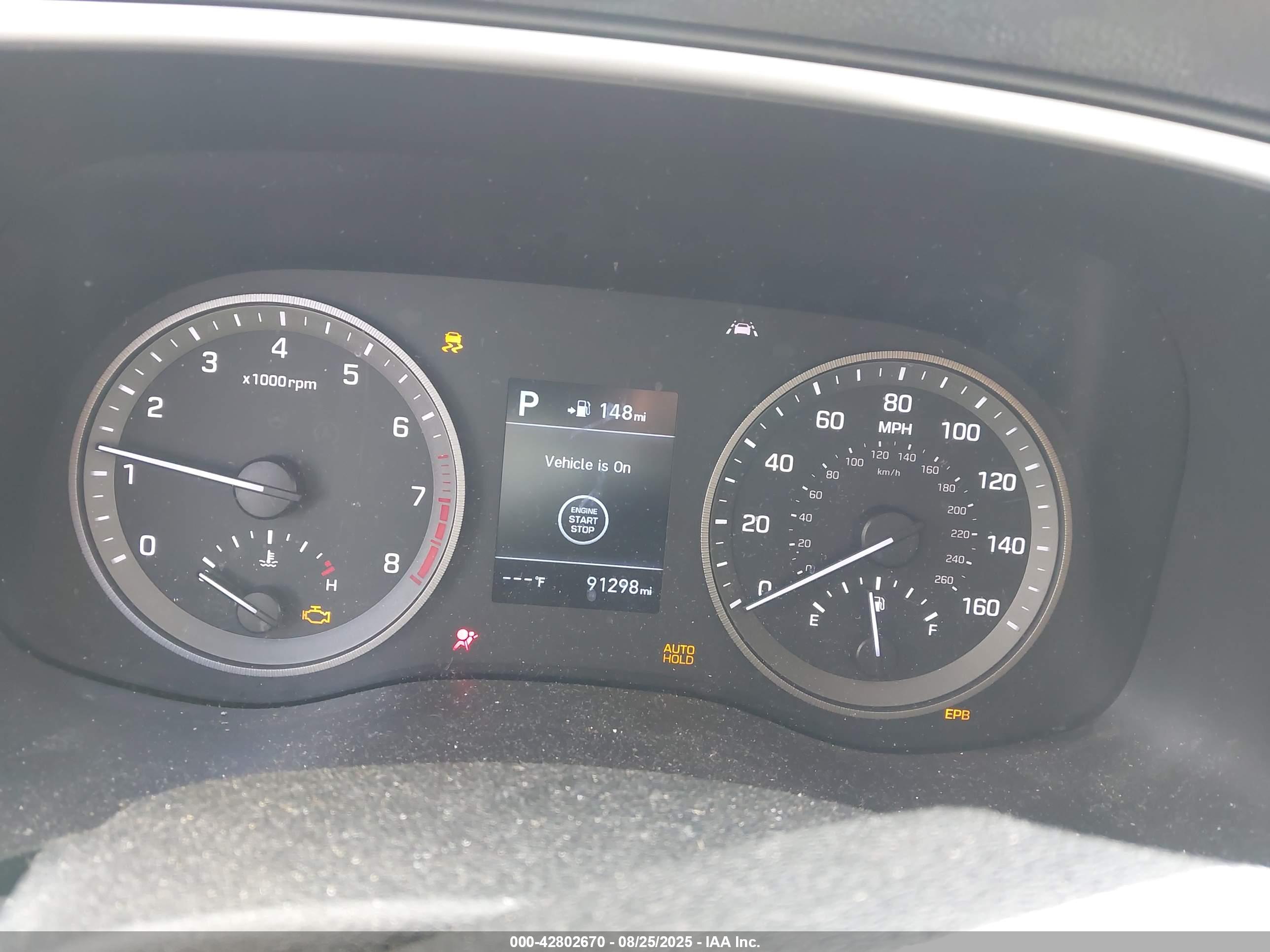 HYUNDAI TUCSON image 7