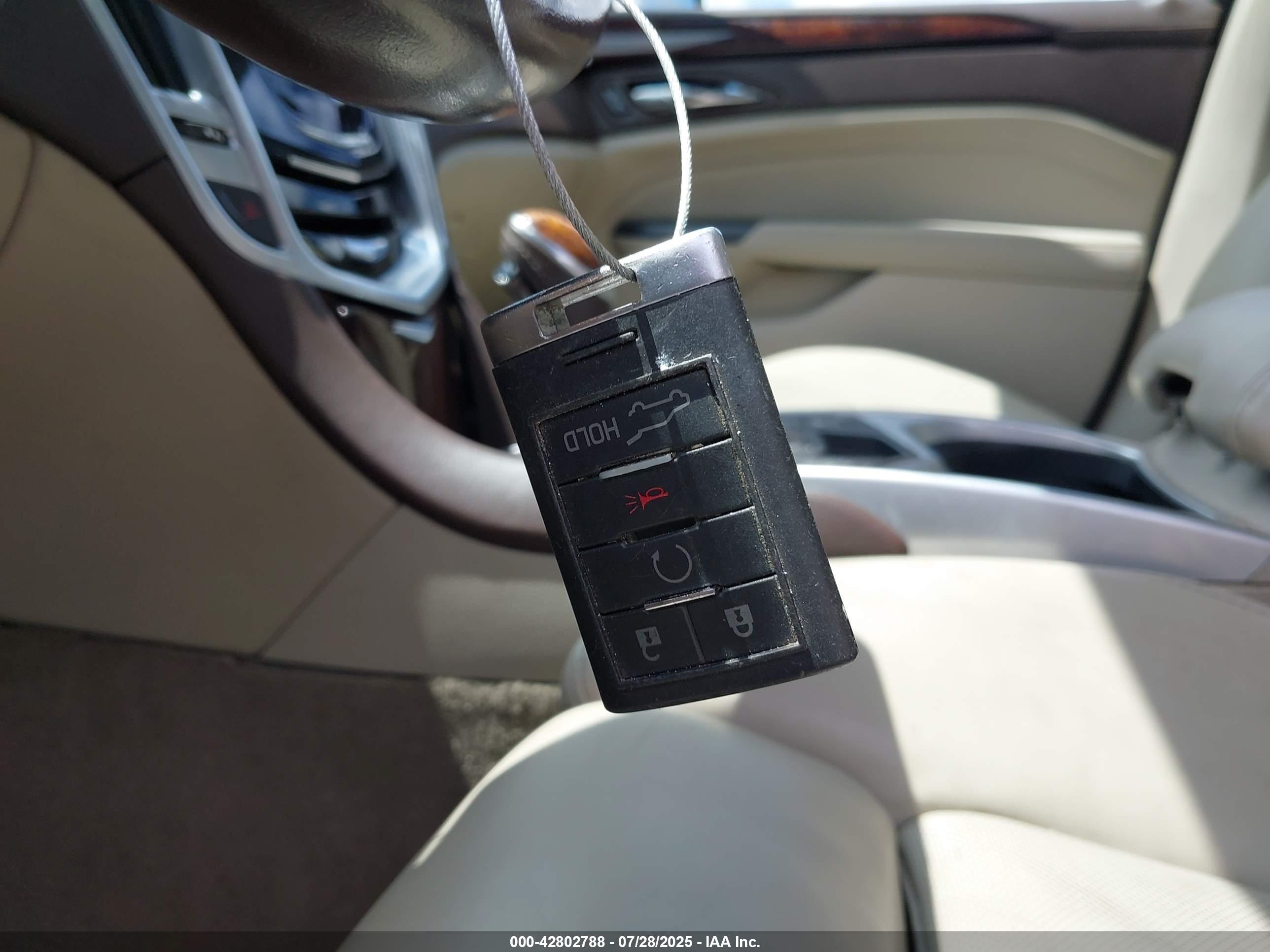 CADILLAC SRX image 11