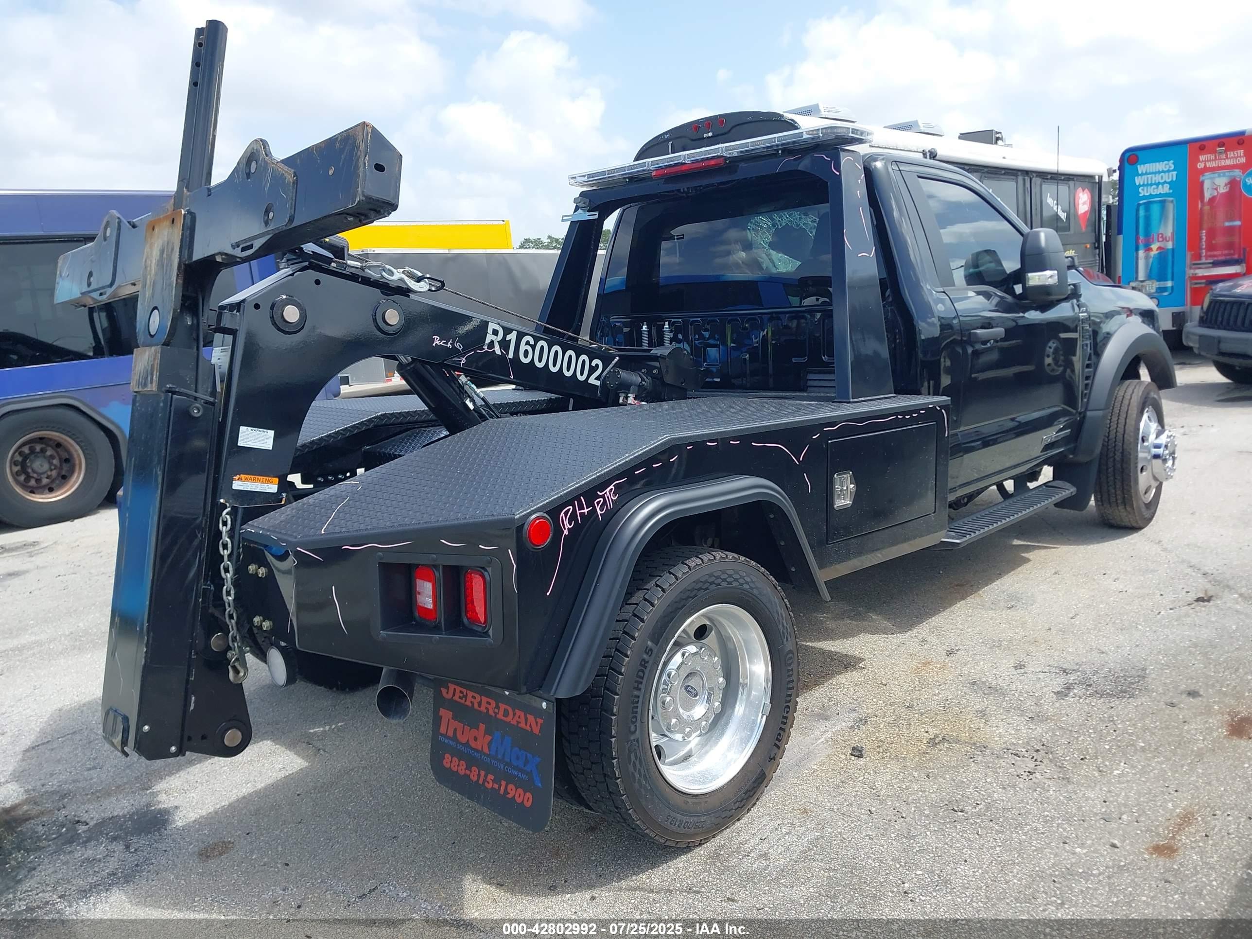 FORD F-550 image 4