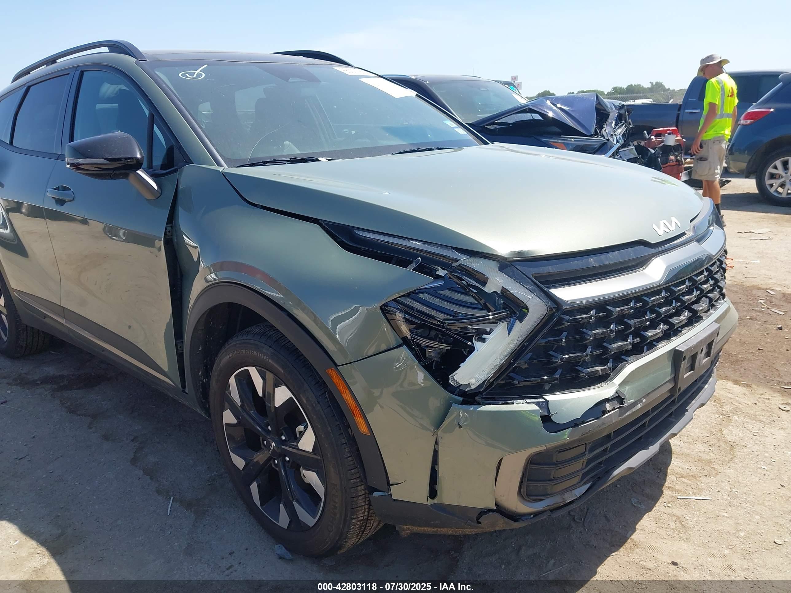 KIA SPORTAGE image 6