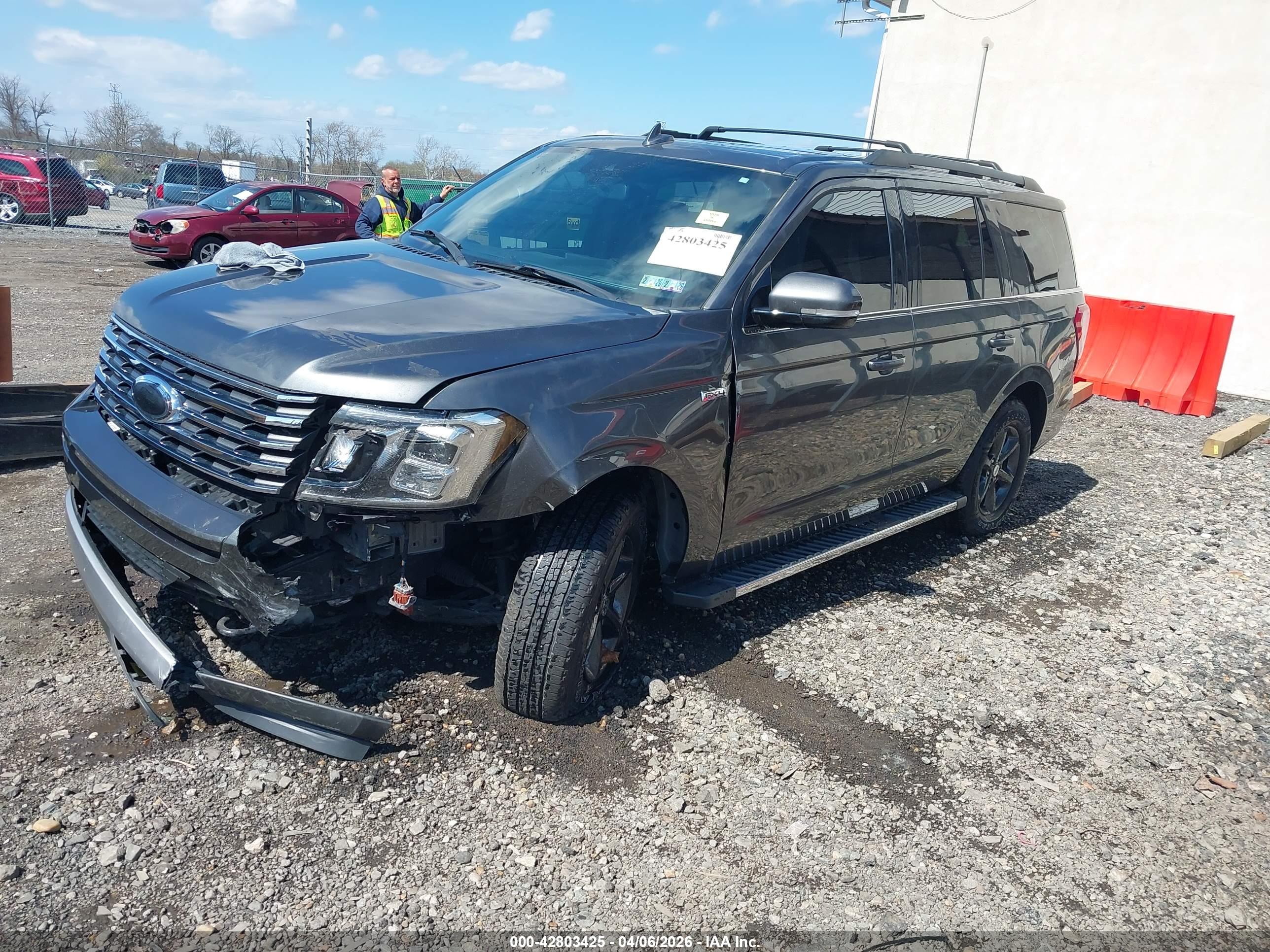 FORD EXPEDITION image 2