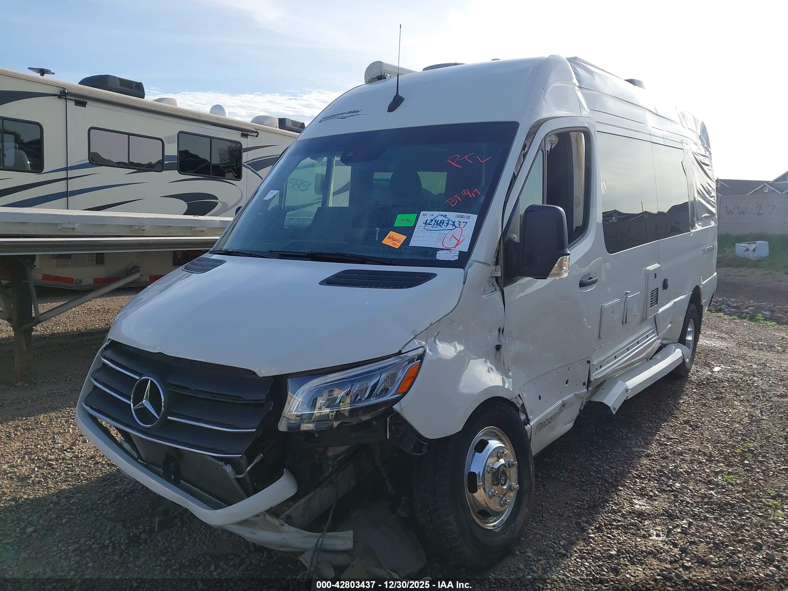 MERCEDES-BENZ SPRINTER image 2