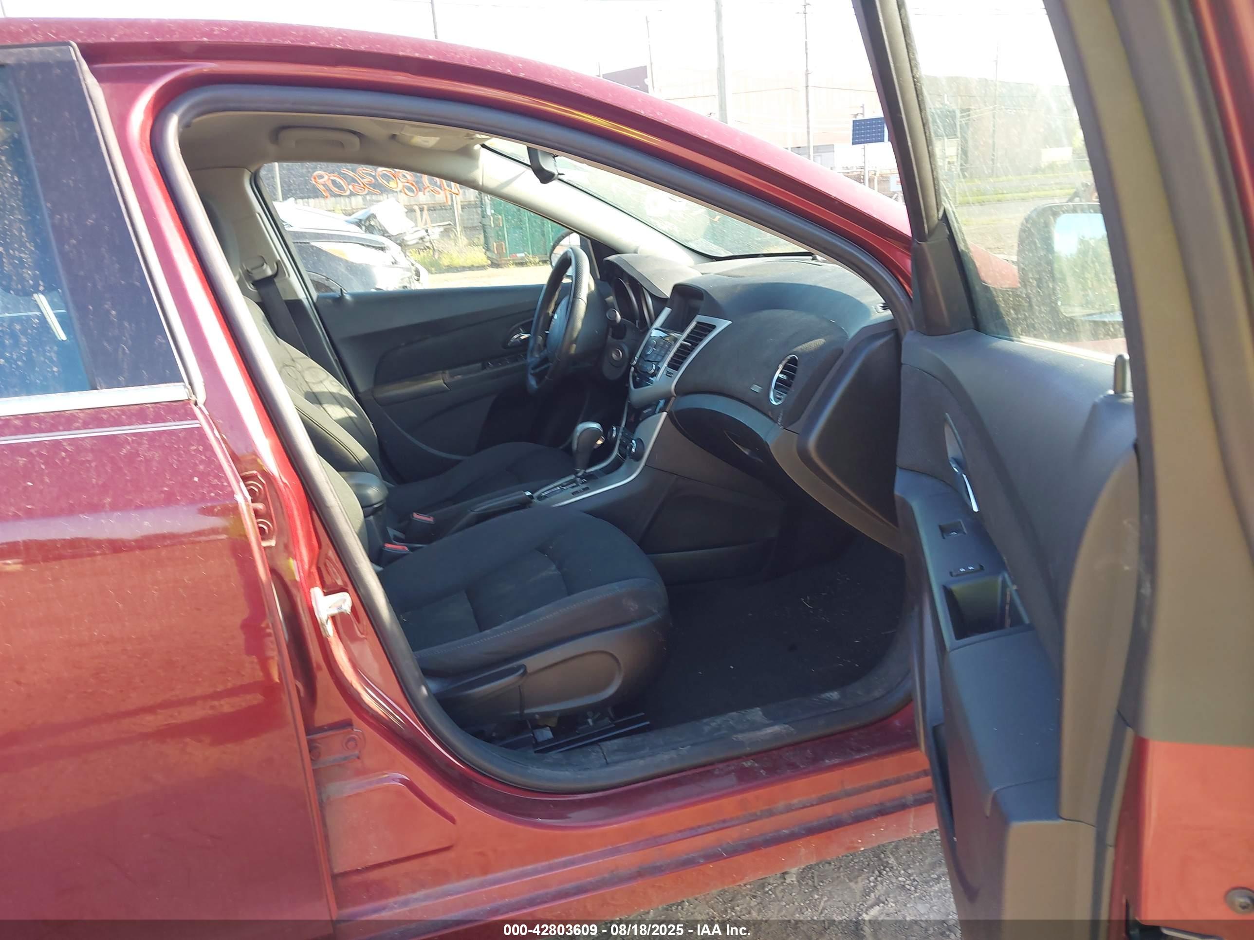 CHEVROLET CRUZE image 5