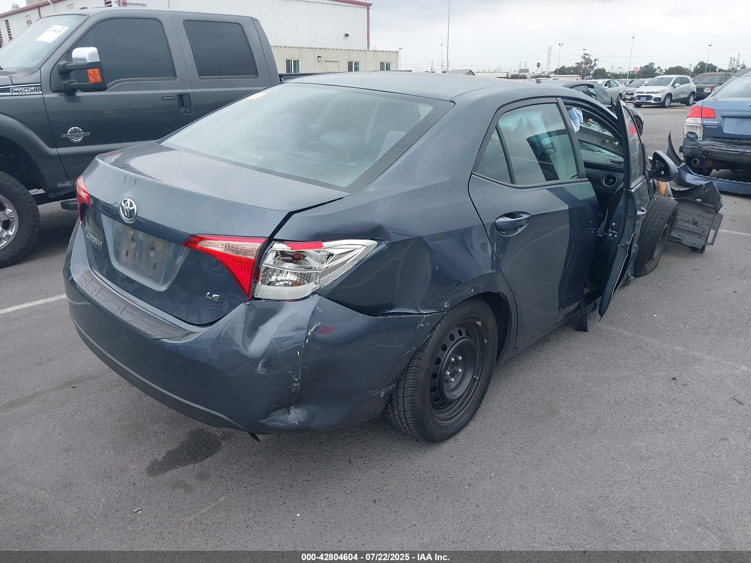 TOYOTA COROLLA image 4