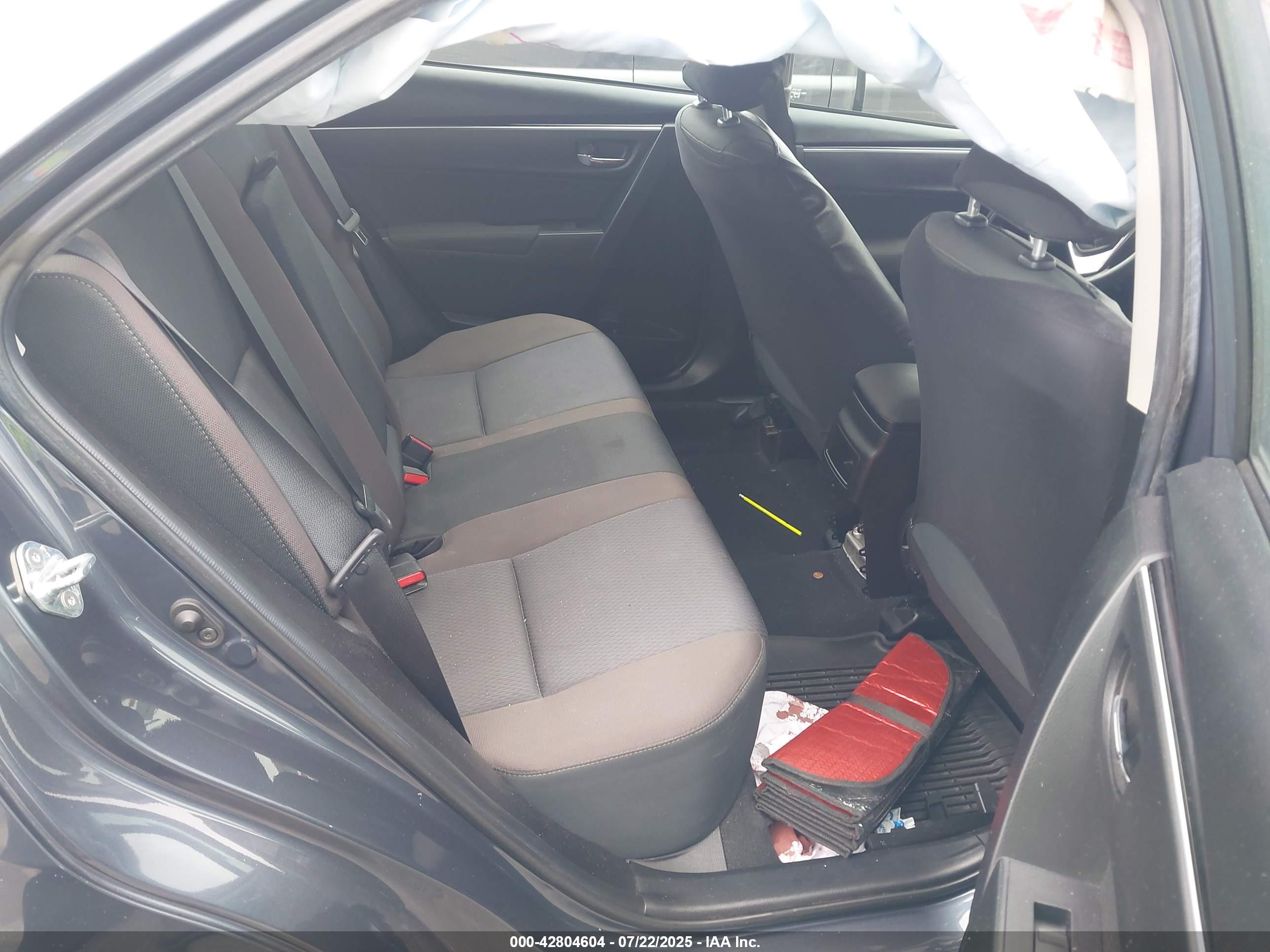 TOYOTA COROLLA image 8