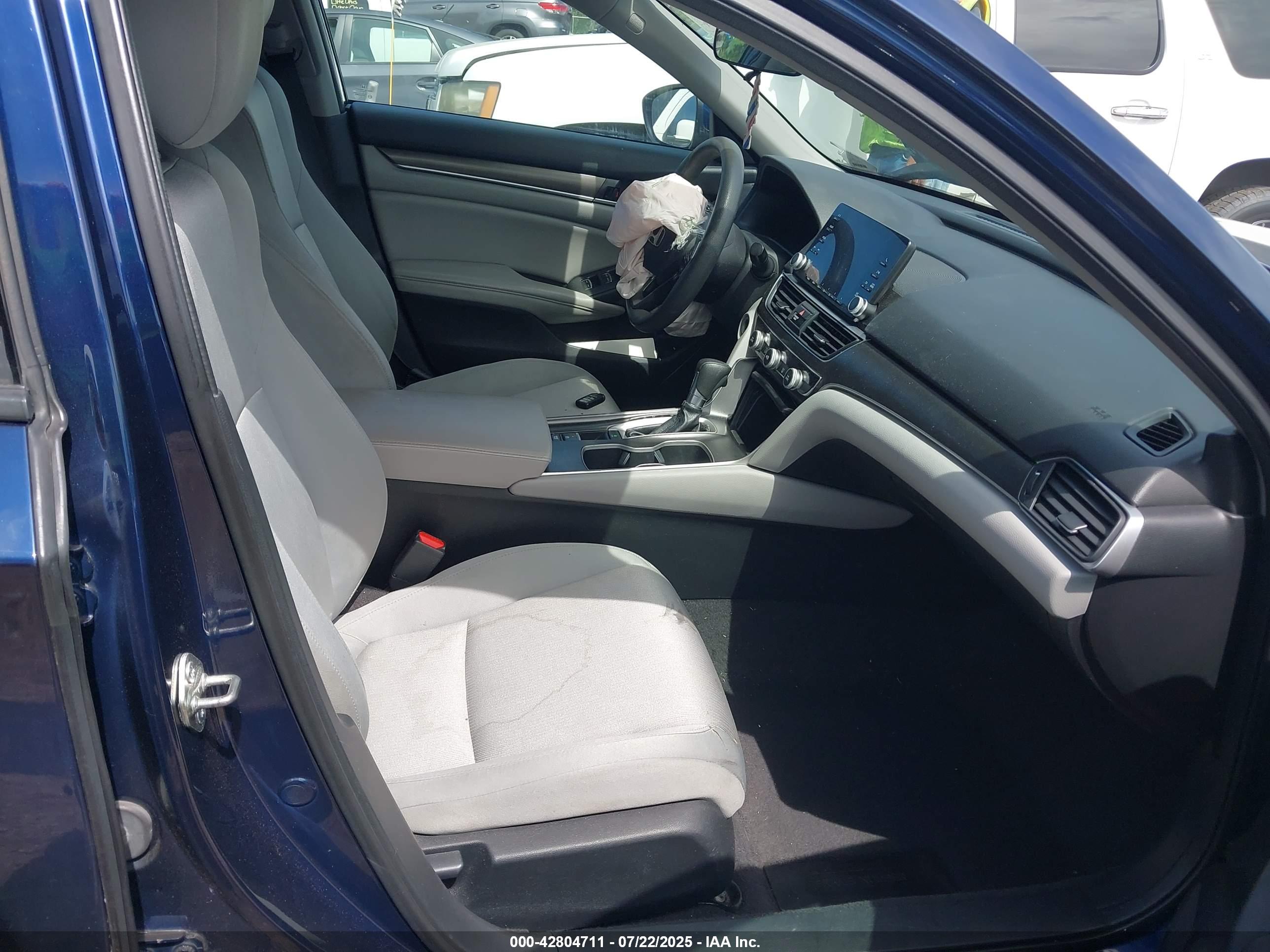 HONDA ACCORD image 5