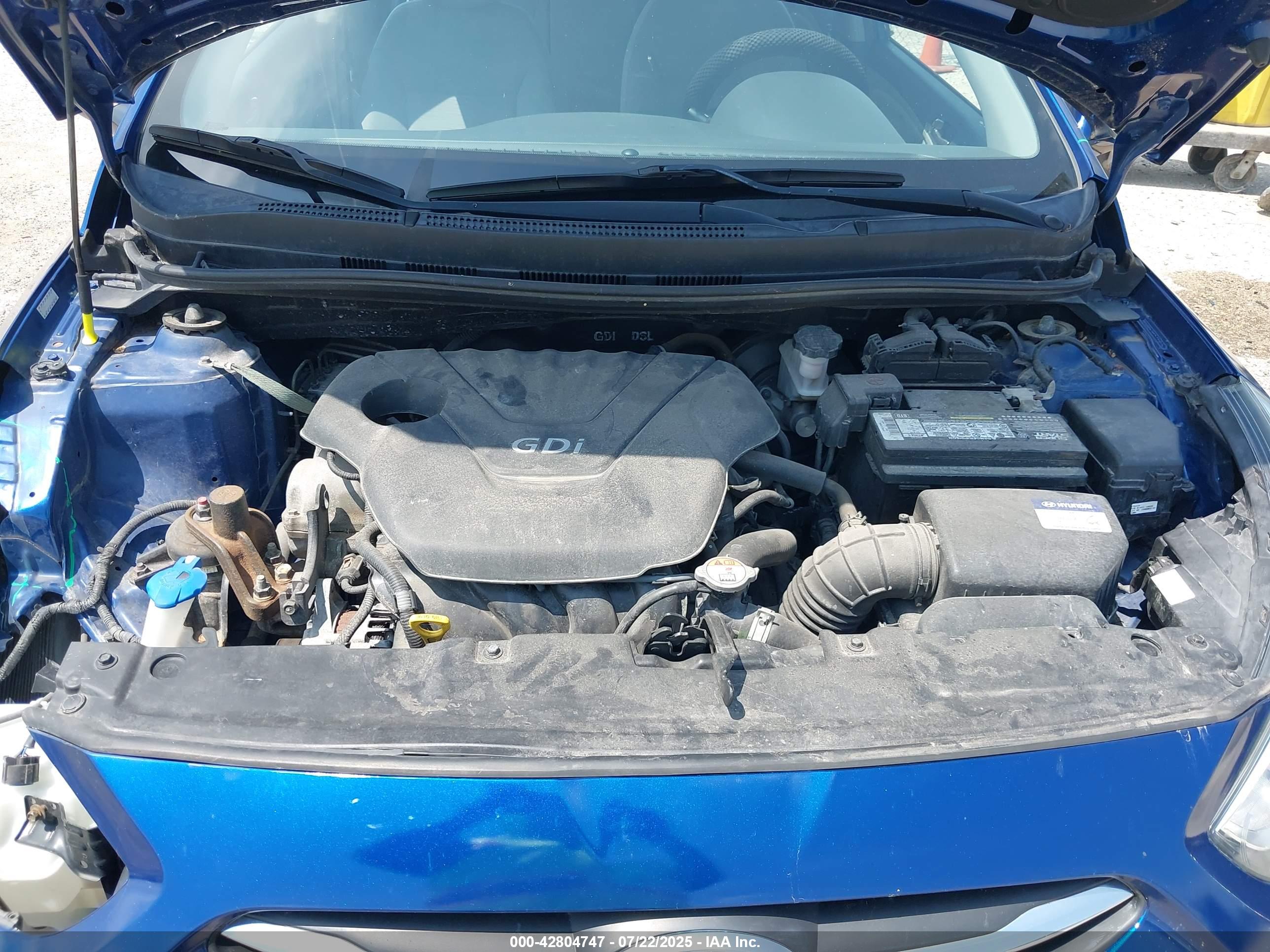 HYUNDAI ACCENT image 10