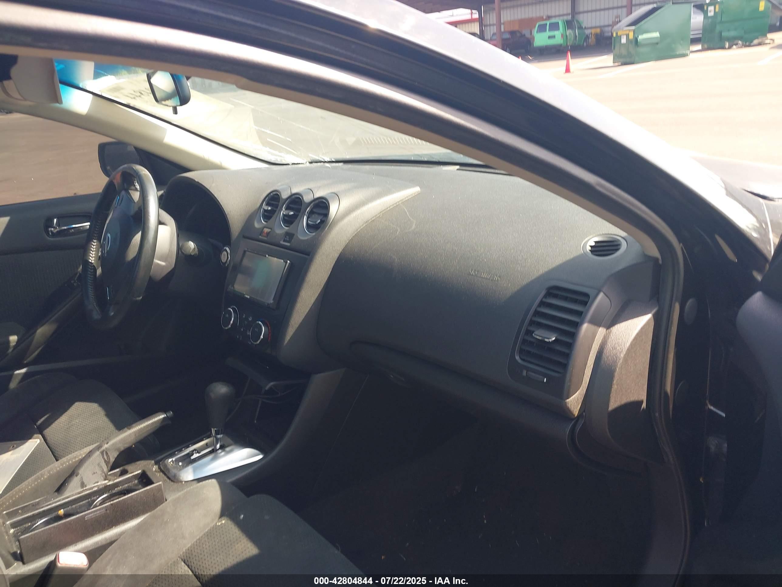 NISSAN ALTIMA image 5