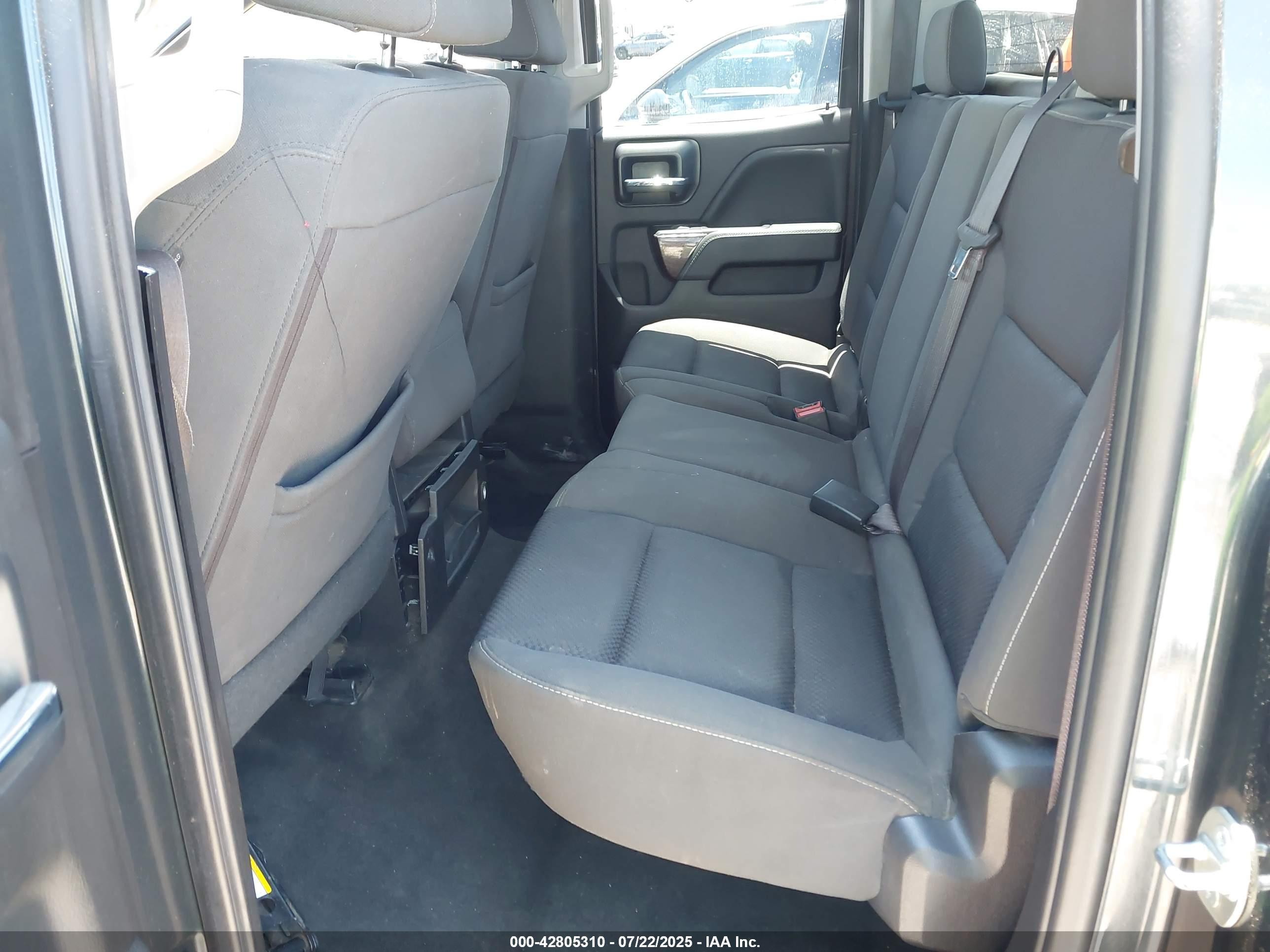 GMC SIERRA image 8