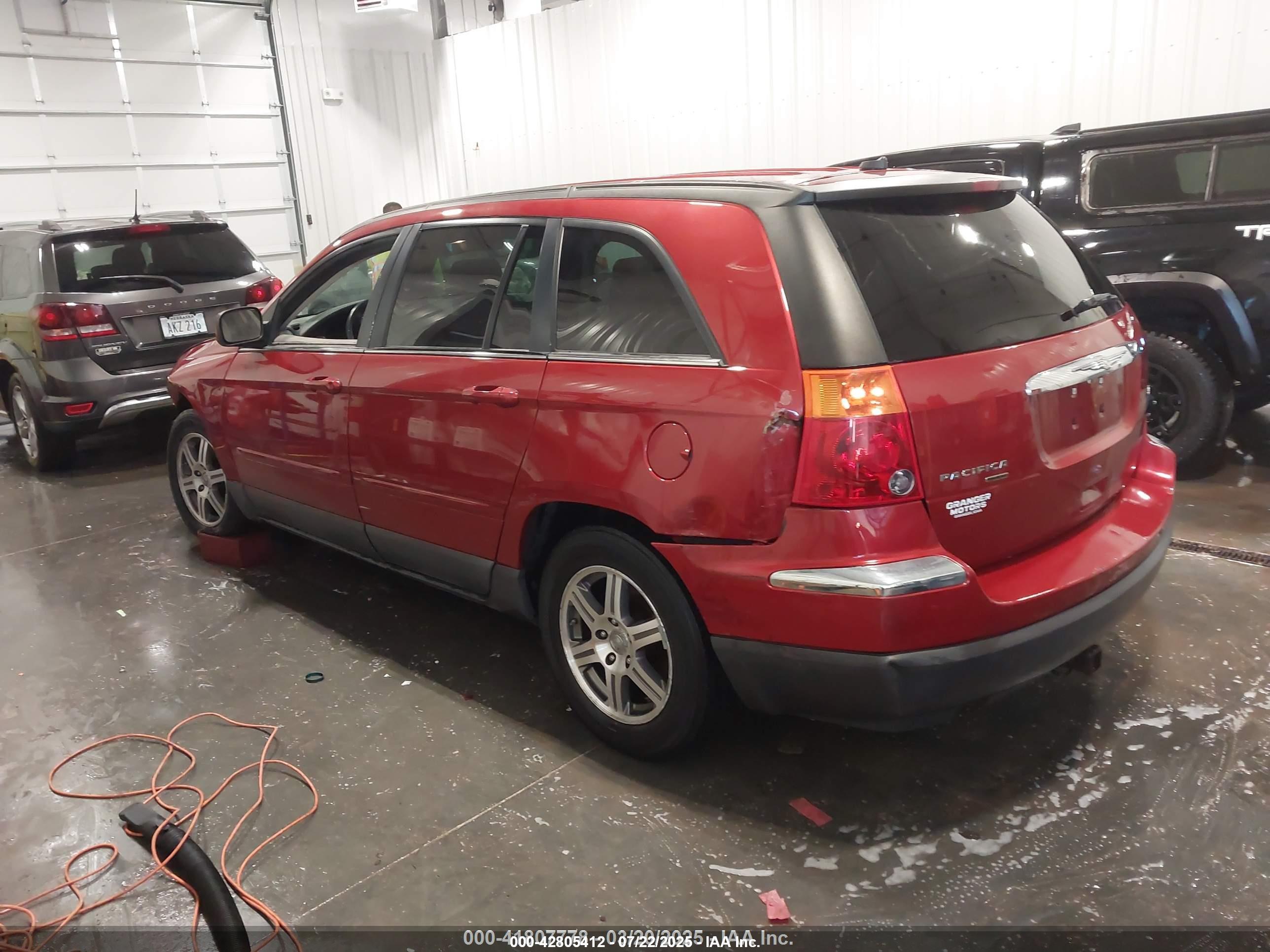 CHRYSLER PACIFICA image 3