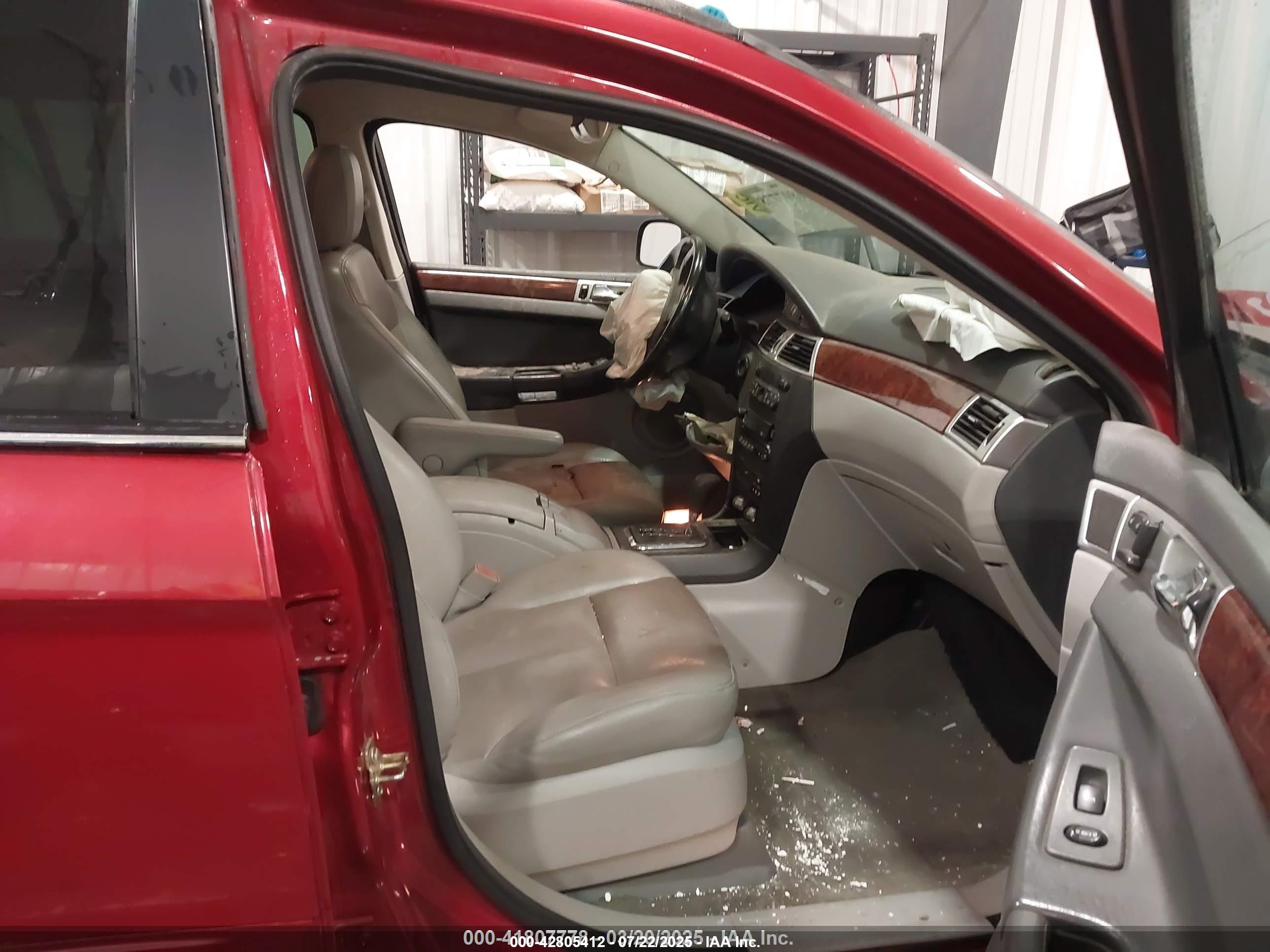 CHRYSLER PACIFICA image 5