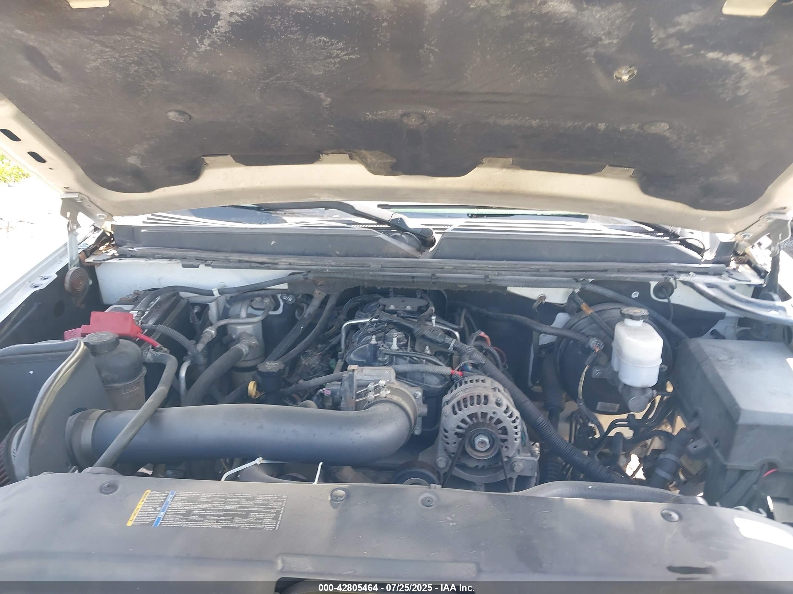 CHEVROLET SILVERADO image 10