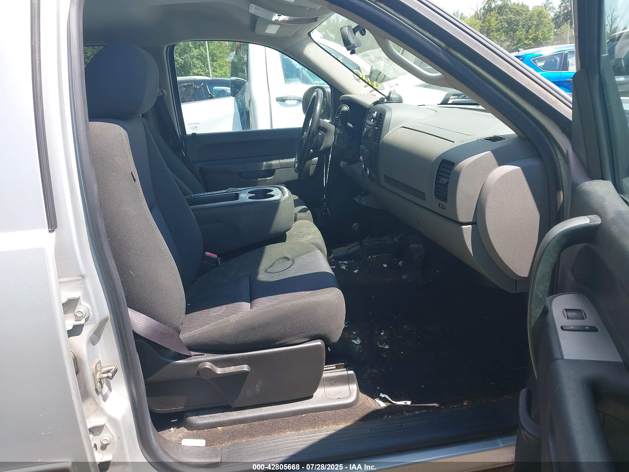 GMC SIERRA image 5