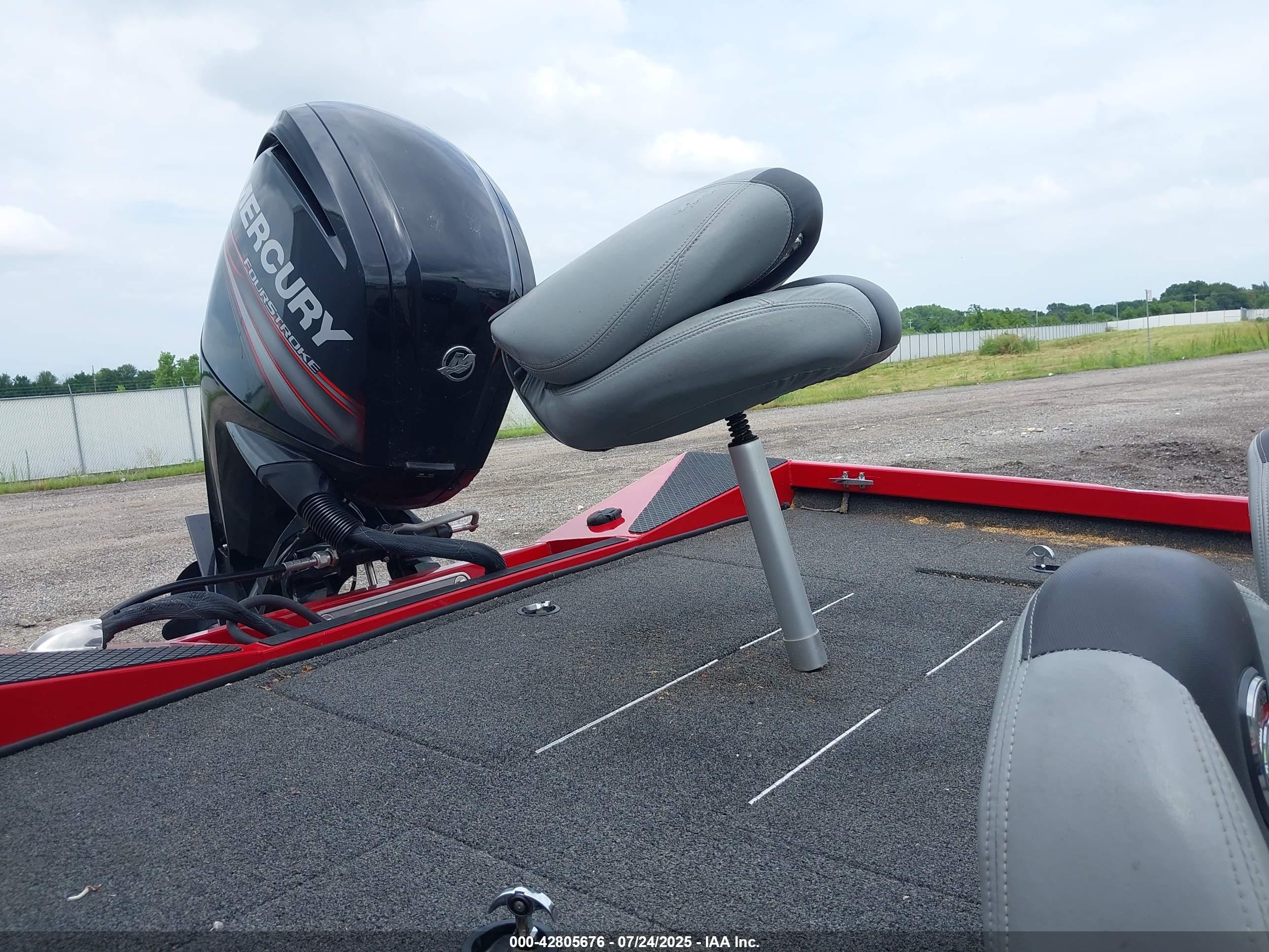 TRITON TRITON image 8
