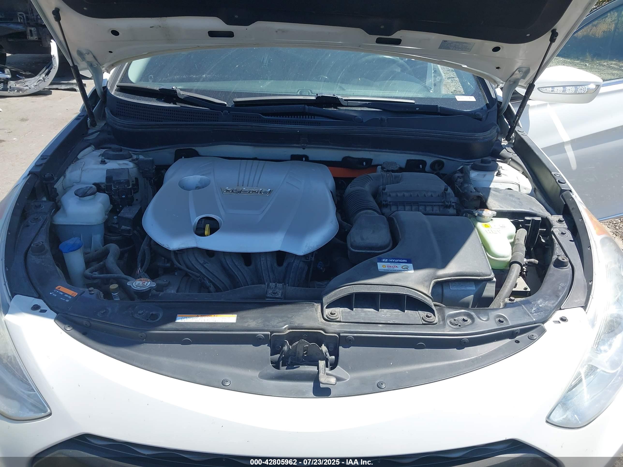HYUNDAI SONATA image 10