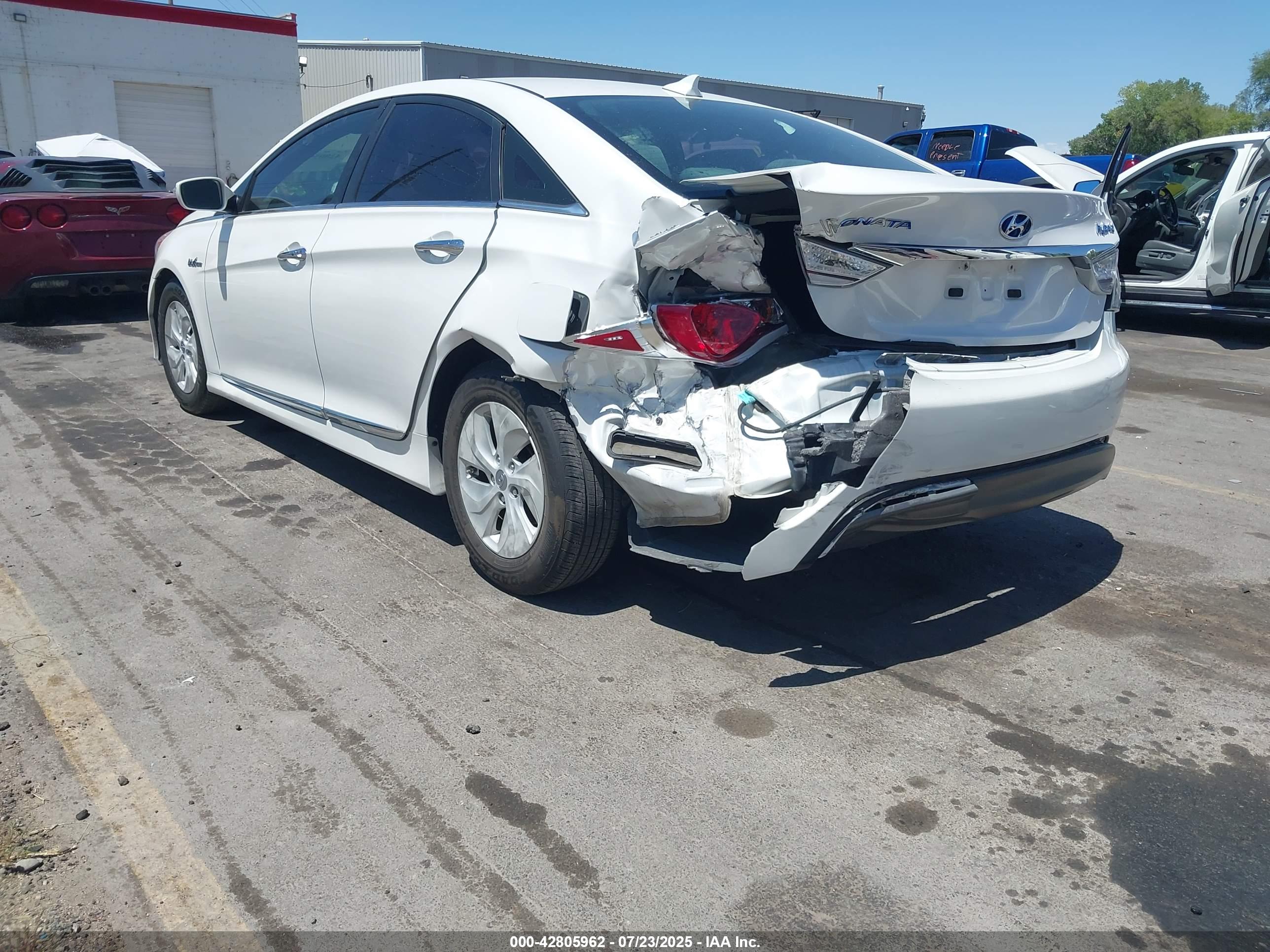 HYUNDAI SONATA image 3