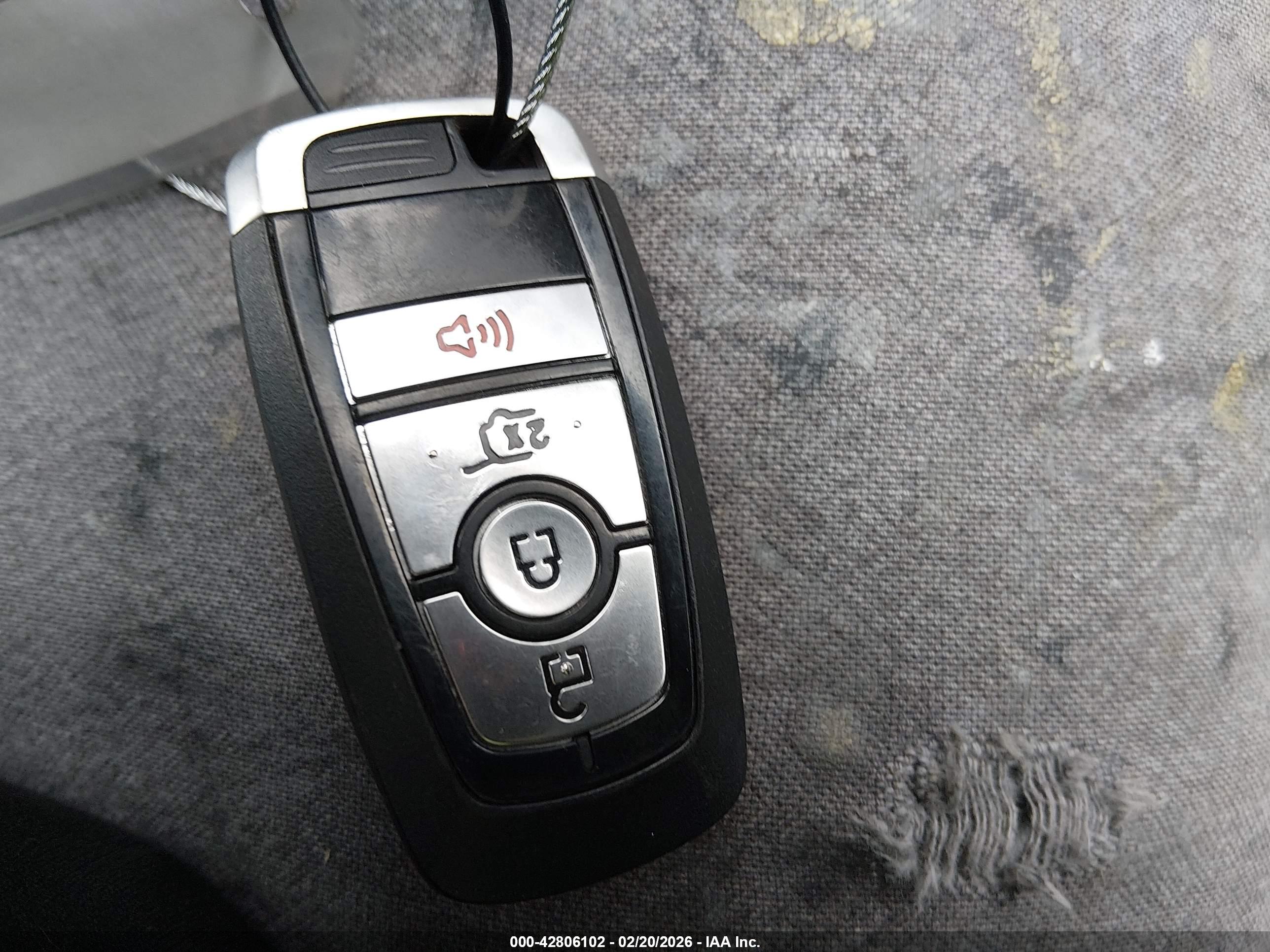 FORD ESCAPE image 11