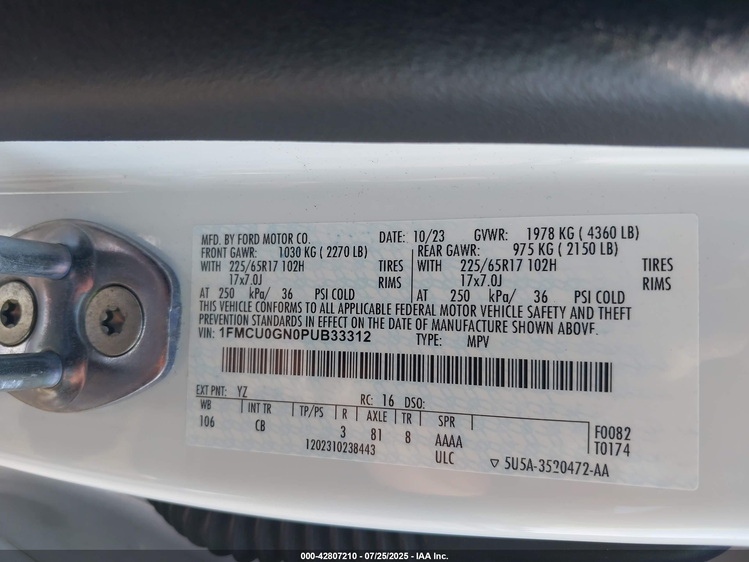 FORD ESCAPE image 9