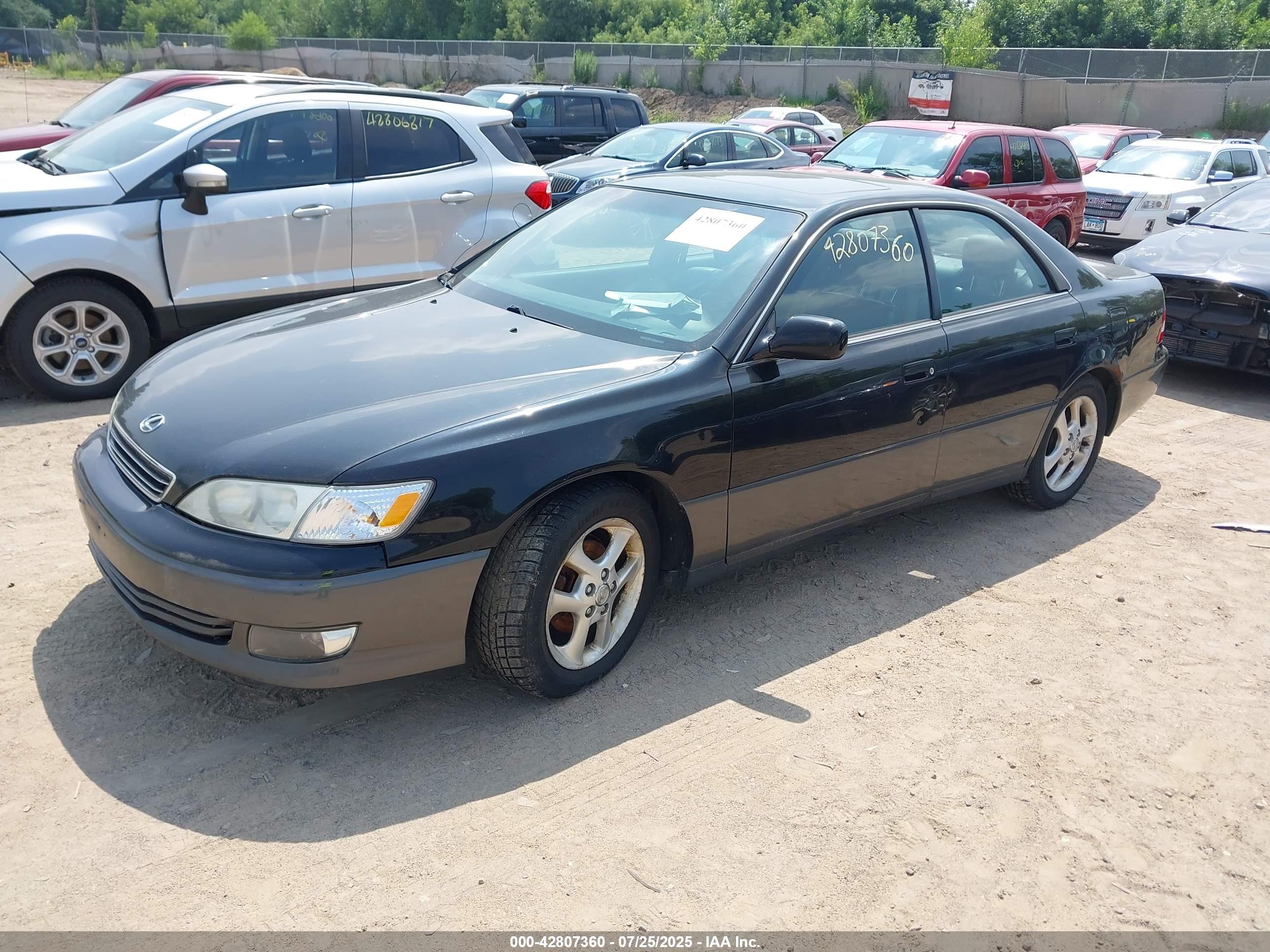 LEXUS ES image 2