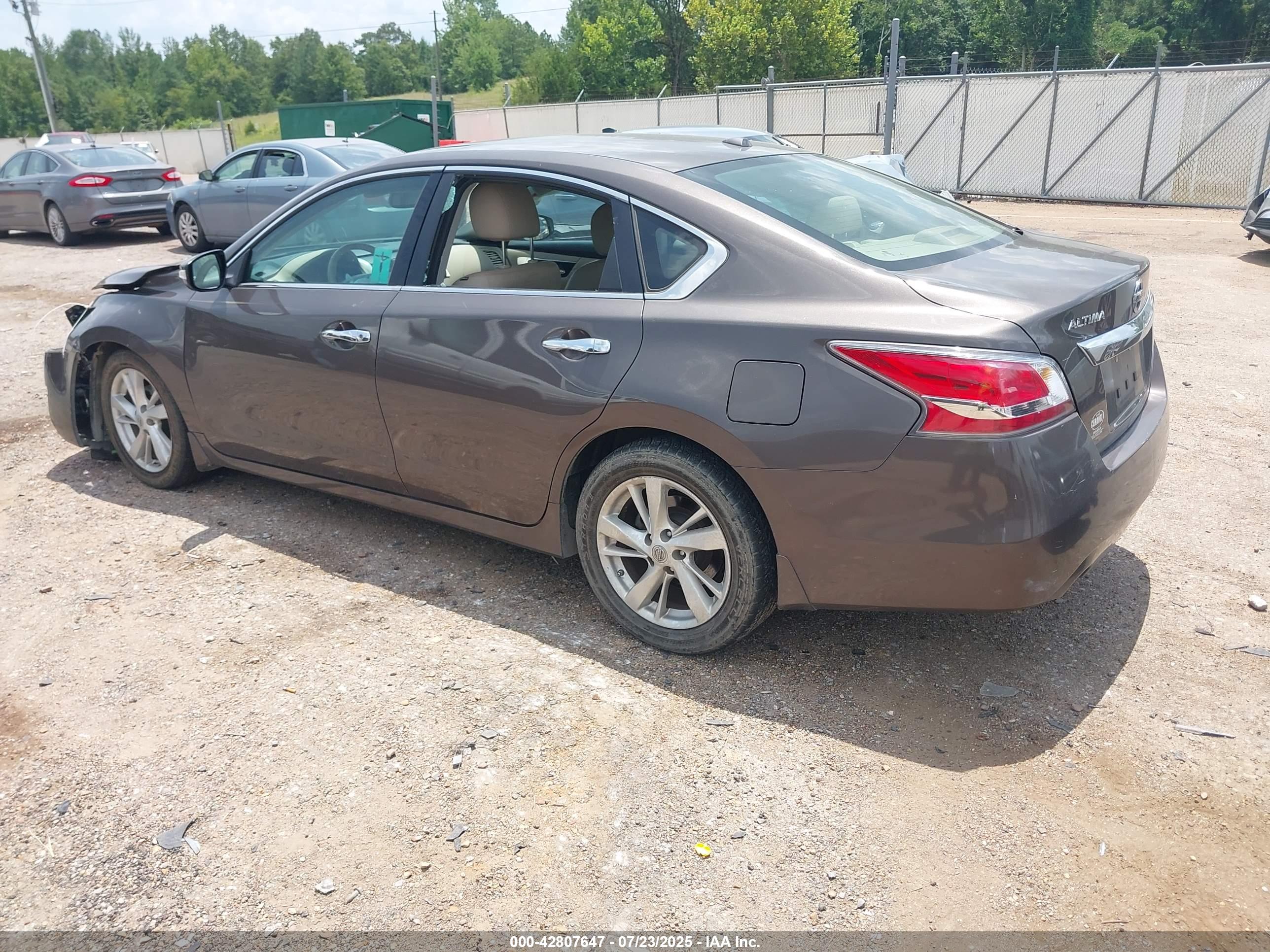 NISSAN ALTIMA image 3