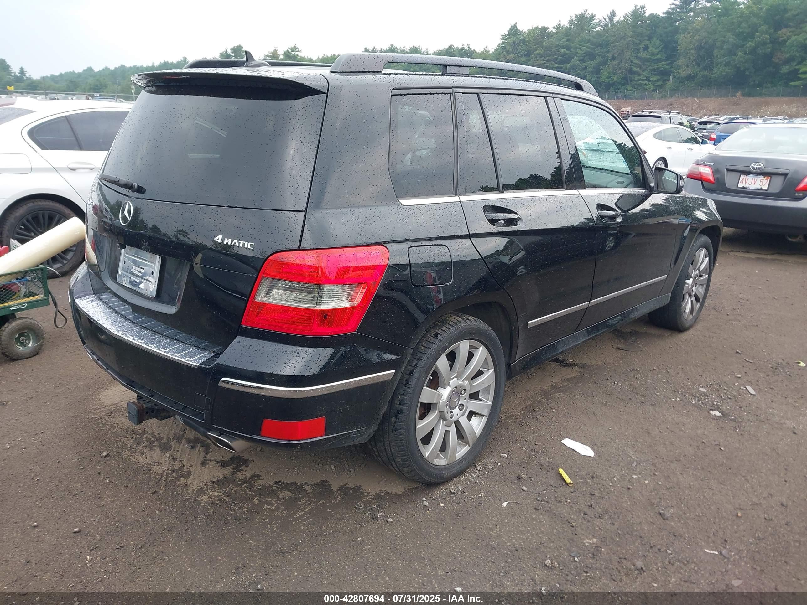 MERCEDES-BENZ GLK image 4