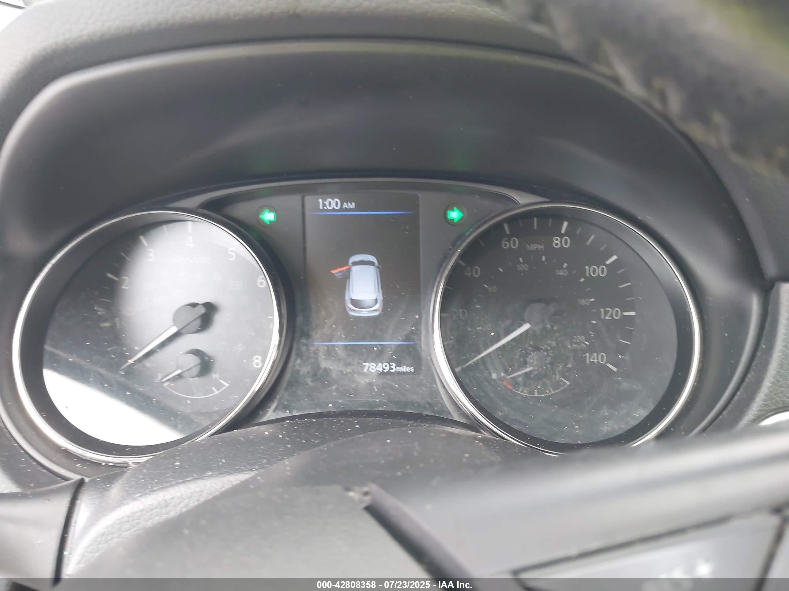 NISSAN ROGUE image 7