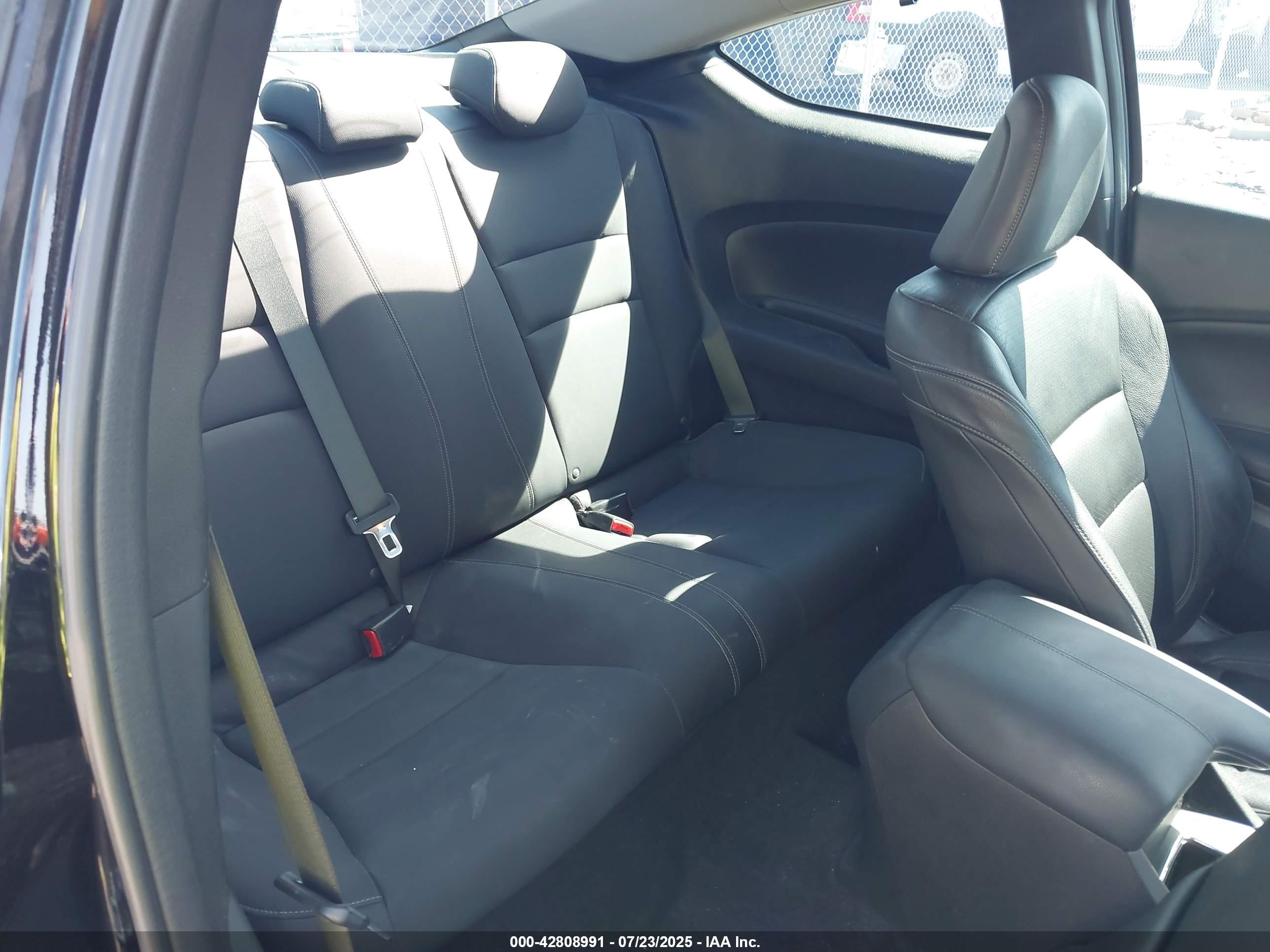 HONDA ACCORD image 8